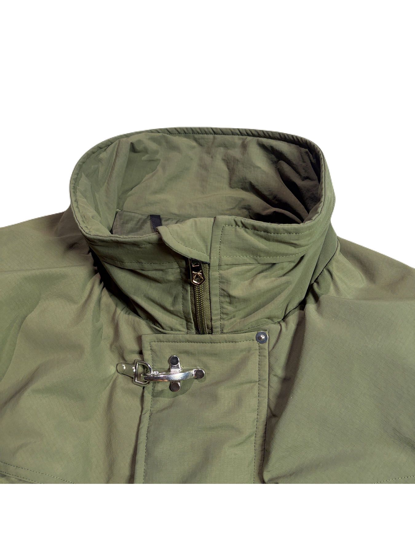 【予約品 3月9日(月) 18:00 締切】WILD THINGS コラボ - ×WILD THINGS BASIC / ショートモンスターパーカー / カーキ