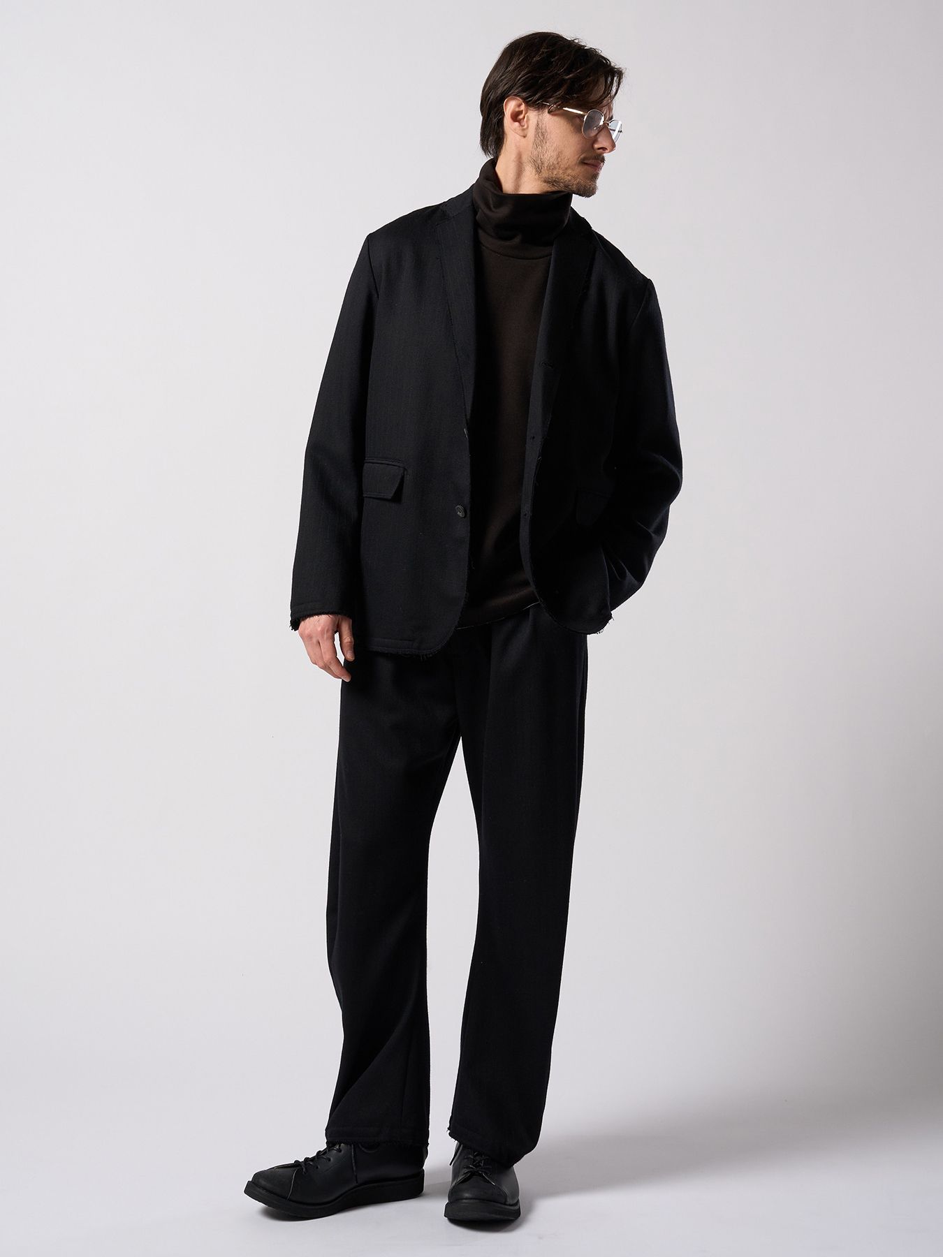 【予約品 4月19日(日) 18時締切】back boa cut-off highneck / バックボア カットオフ ハイネック/ ブラック