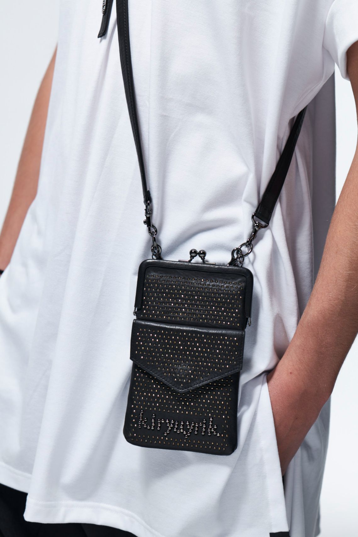 《予約品》スダッズポシェット ショルダー付き Pochette+Belt  / ブラック 【kiryuyrik】 2023年3月以降入荷予定