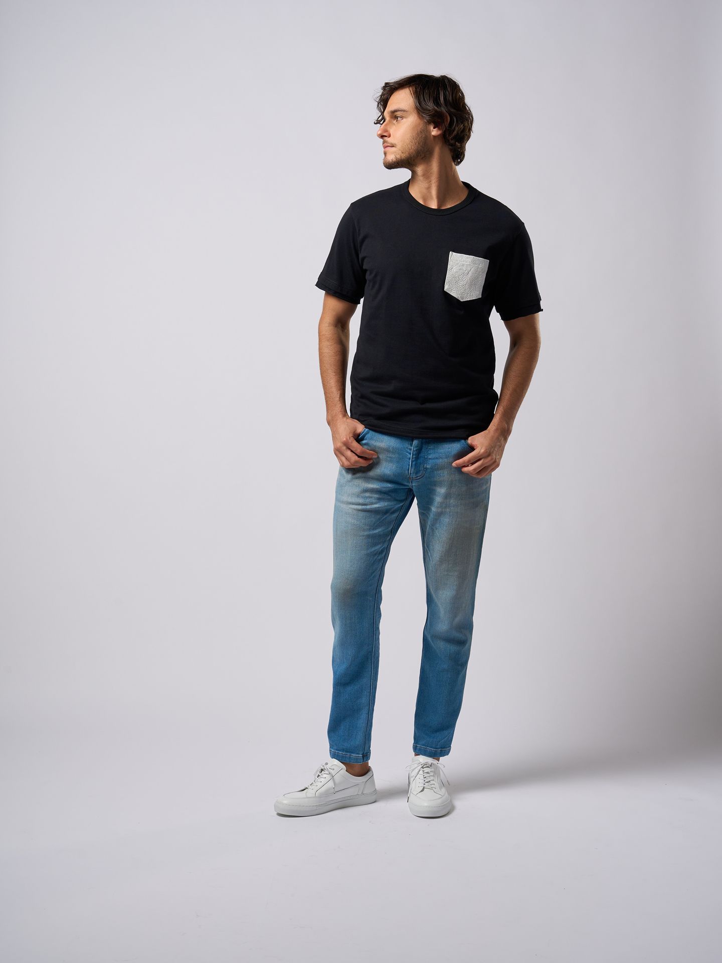【予約品9月19日 10時締め】 crash leather pocket Tee  / Tシャツ / ブラック・ホワイト