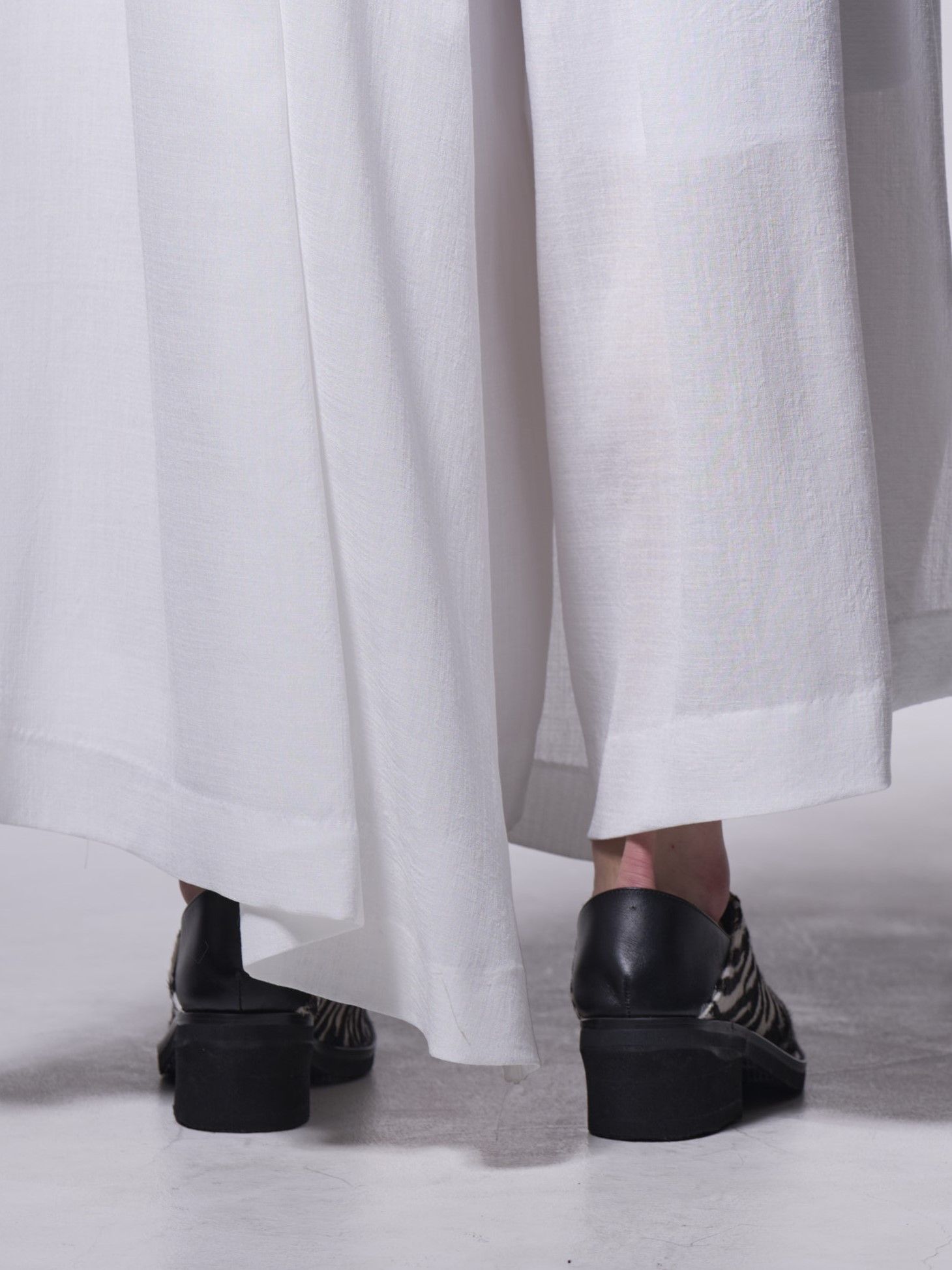 《予約品》 Mule / ミュール / ゼブラ