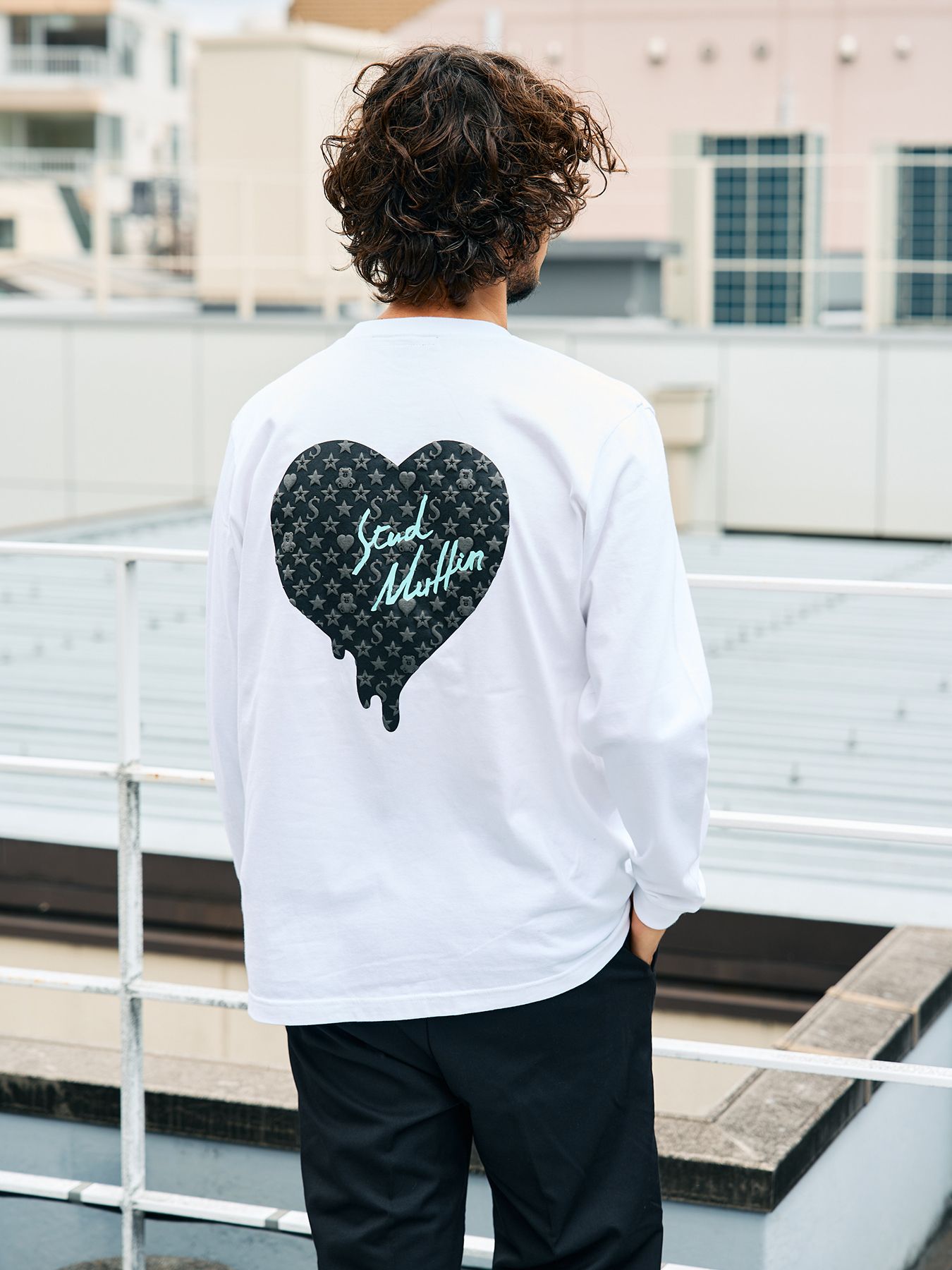 【予約品 5月8日(木) AM10時 締切】 5.6ozコットン天竺 スターグラムハート＆シークインLS Tシャツ / ホワイト
