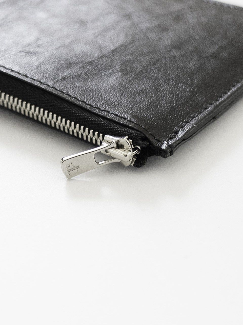 《予約品》 Dyneema® Leather RING L ZIP ウォレット  / ブラック
