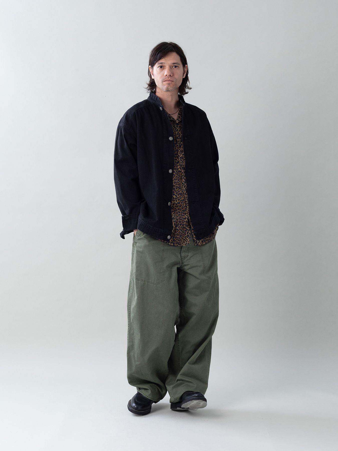 【予約品 5月6日(水) 締切】USN-MIRITARYHERRINGBONE aged / ユーズド加工 ミリタリーパンツ / カーキ