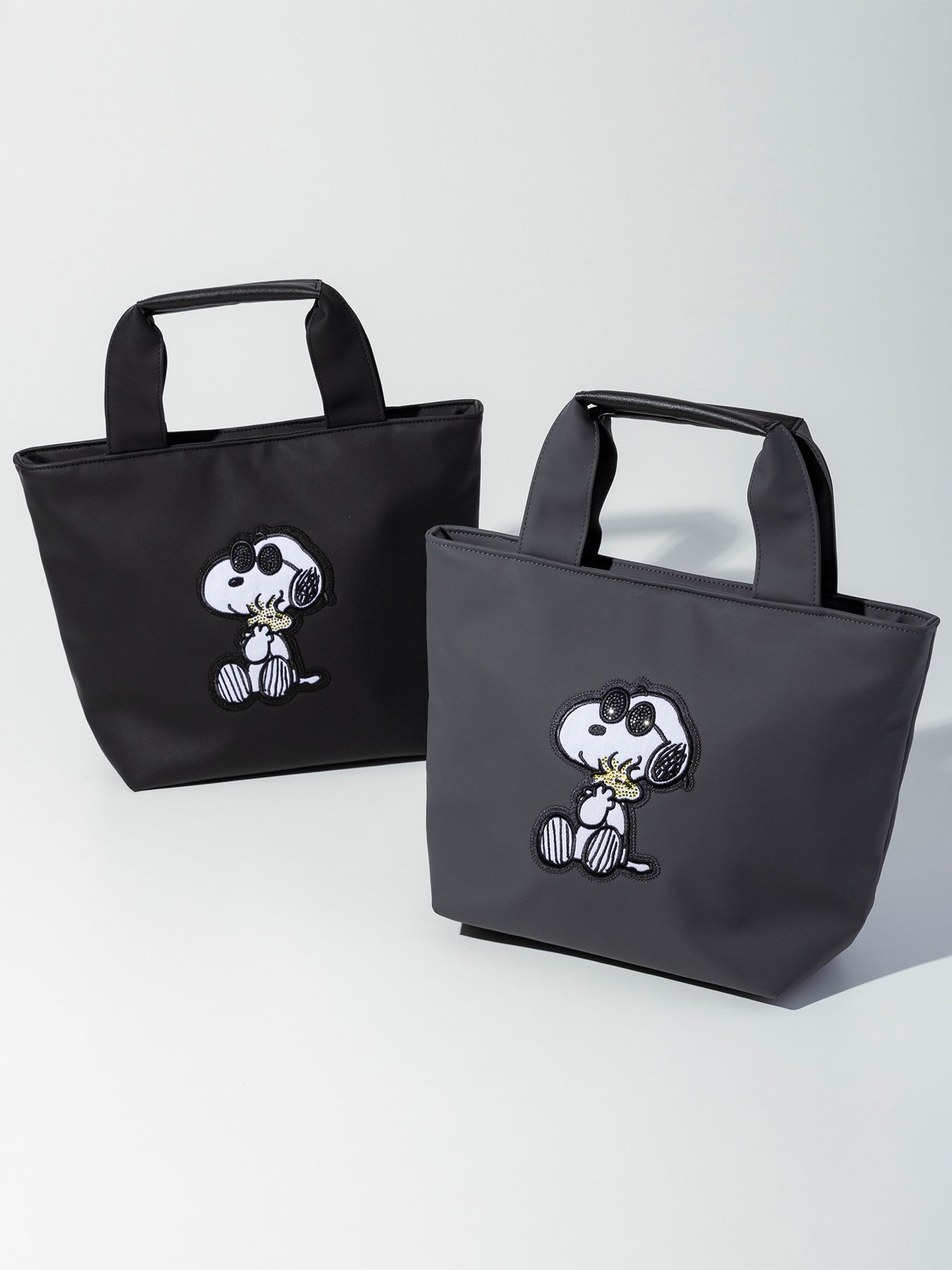《スヌーピー コラボ》ラインストーン SNOOPY & WOODSTOCK ミニトートバック / ブラック【PEANUTS × 1PIU1UGUALE3 RELAX】