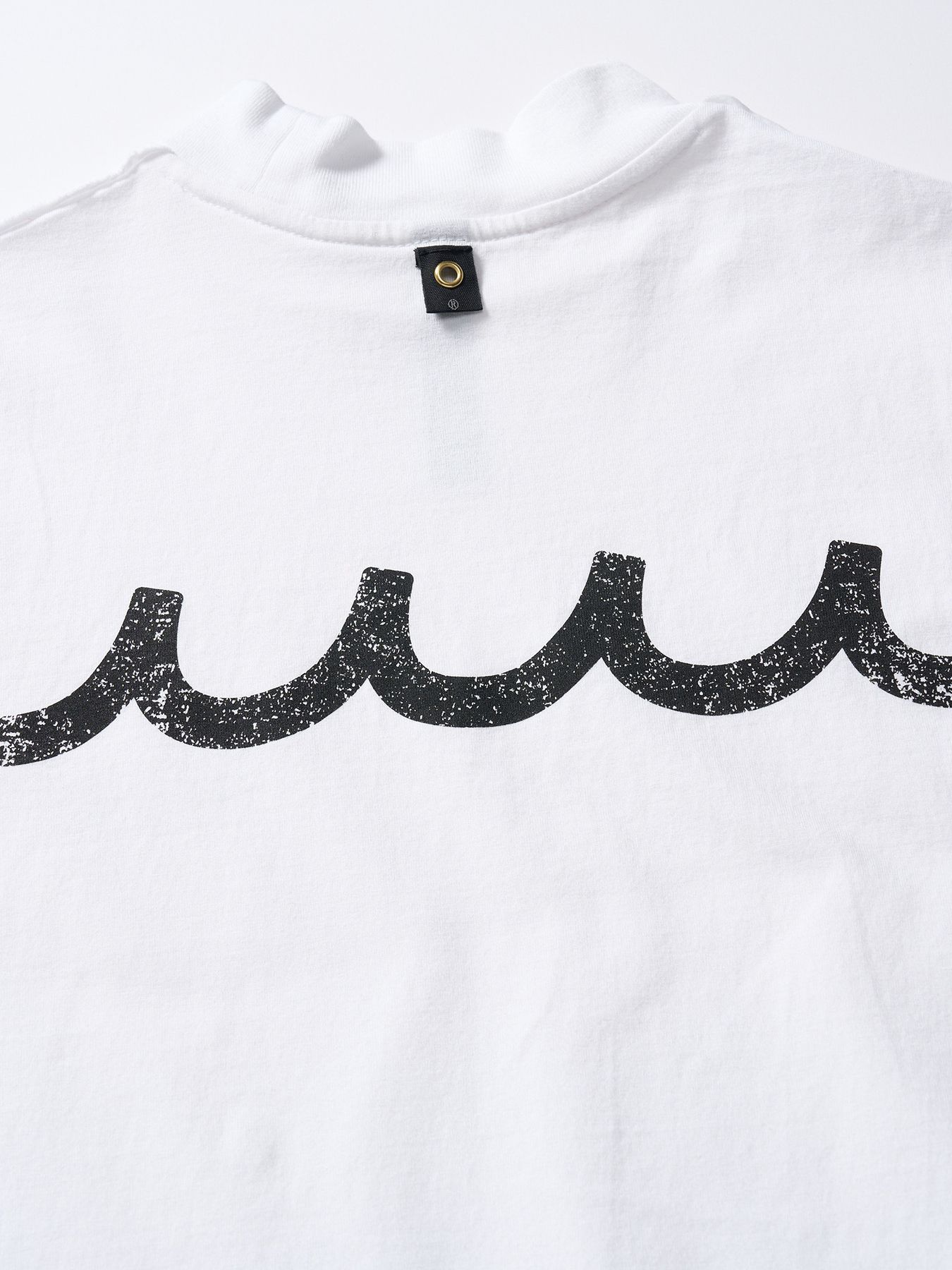 【予約品 1月25日(日) 締切】muta × wjk collection：cut-off mock S/S (printed) / カットオフ モックネック ショートスリーブ / ホワイト