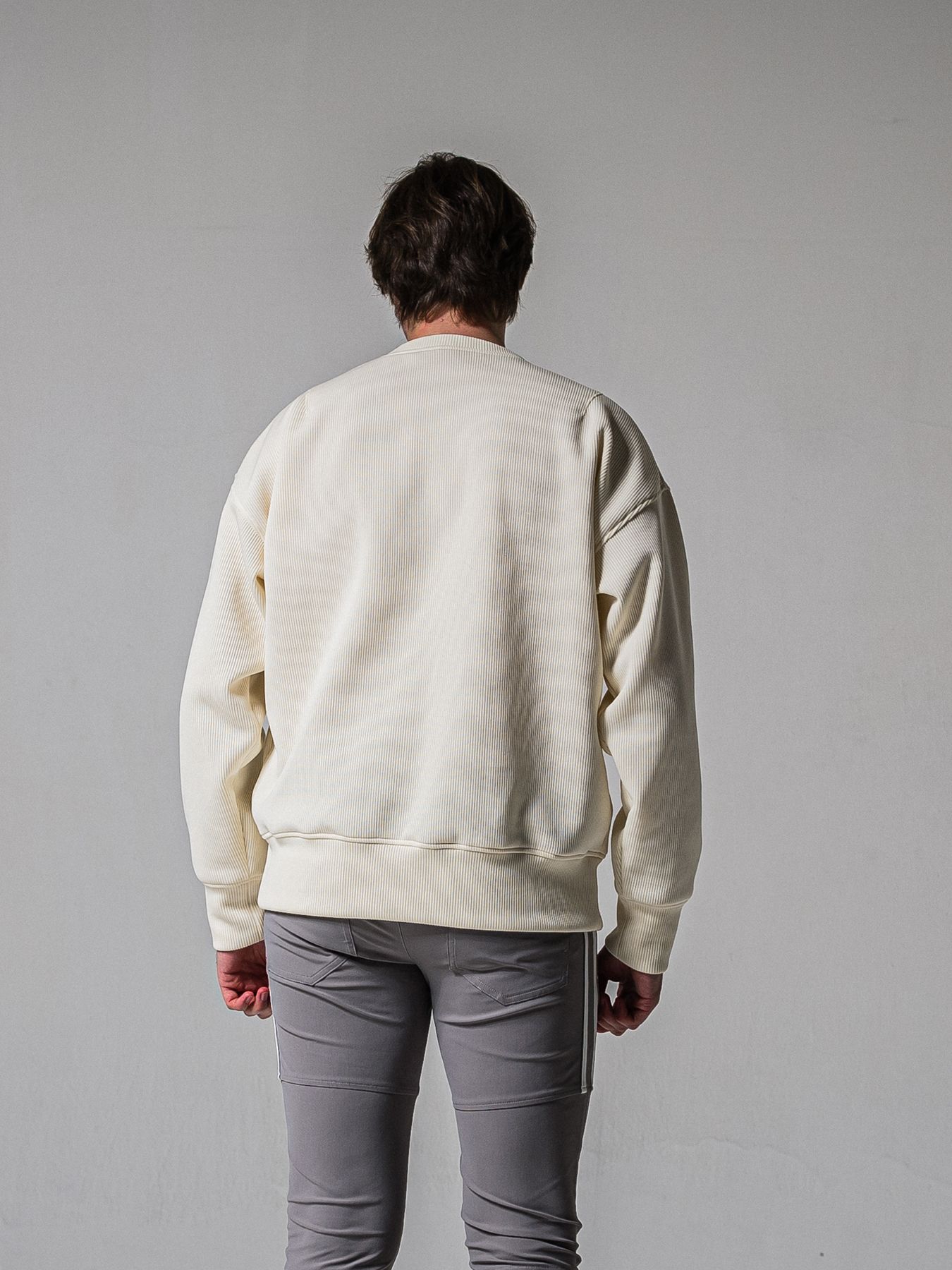 【予約品 11月16日(日) 締切】AZE MILITARY DROP TRAINER / 畔編みニット トレーナー / オフ