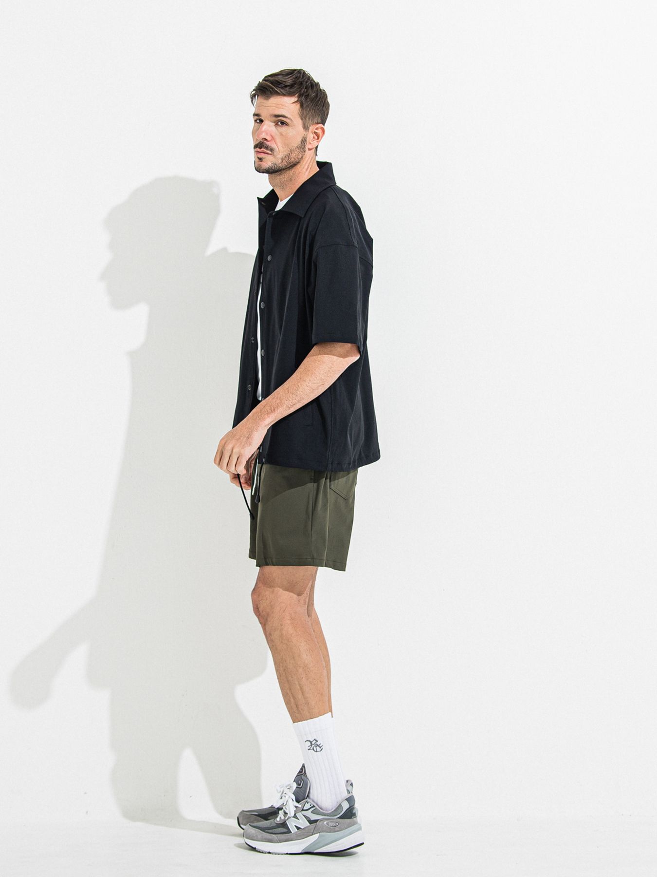 【予約品 】TV NYLON SHORTS / ティーヴィーナイロンショーツ / カーキ