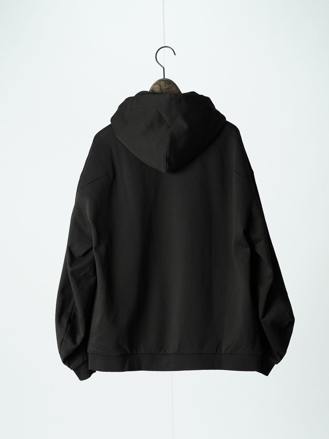 【予約品 5月6日(水) 締切】MOLD-SWEATPARKA / スウェットジップパーカー / ブラック