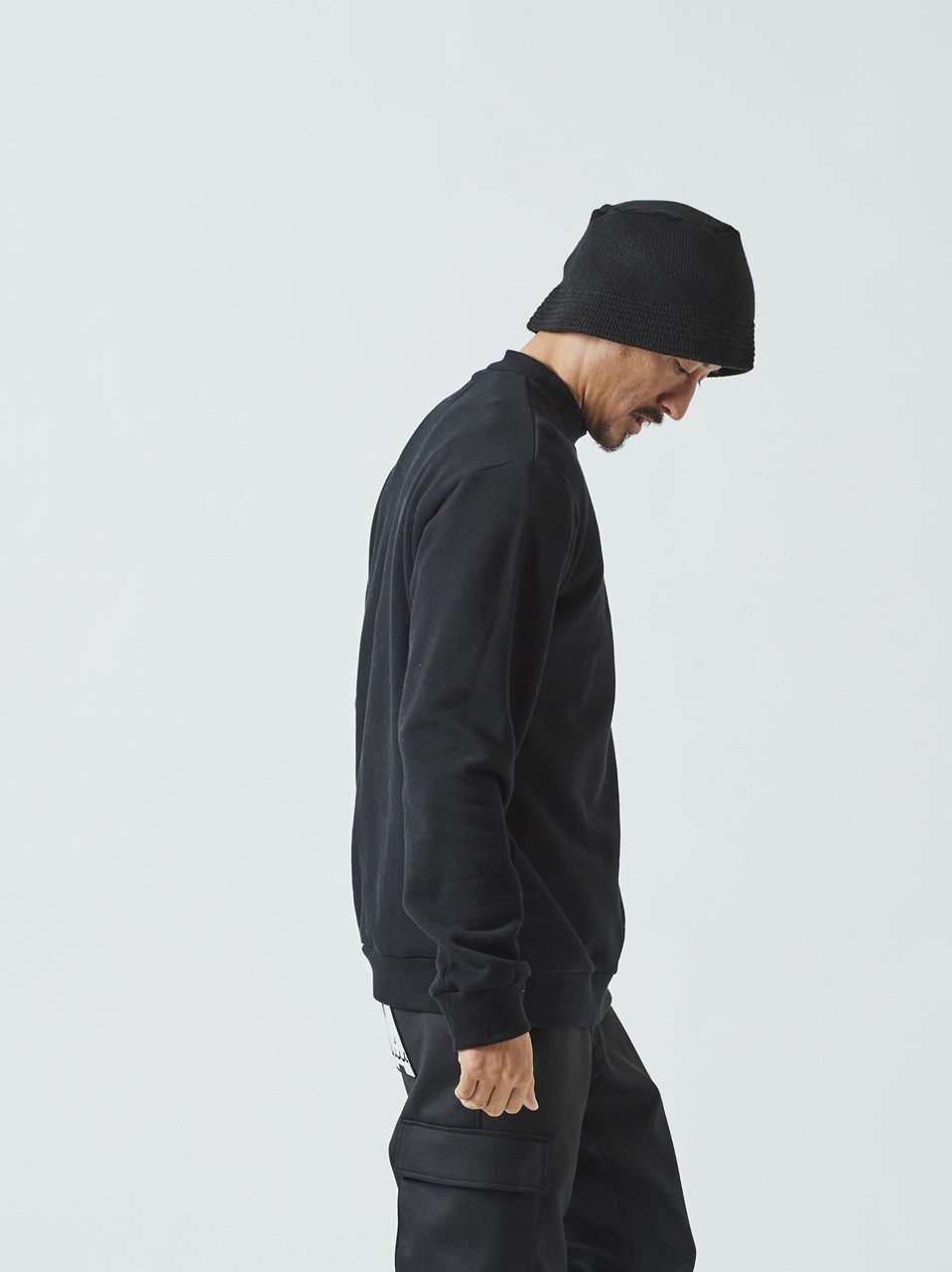 muta Mockneck Sweatshirt / スウェット / ブラック 【Acanthus×muta】