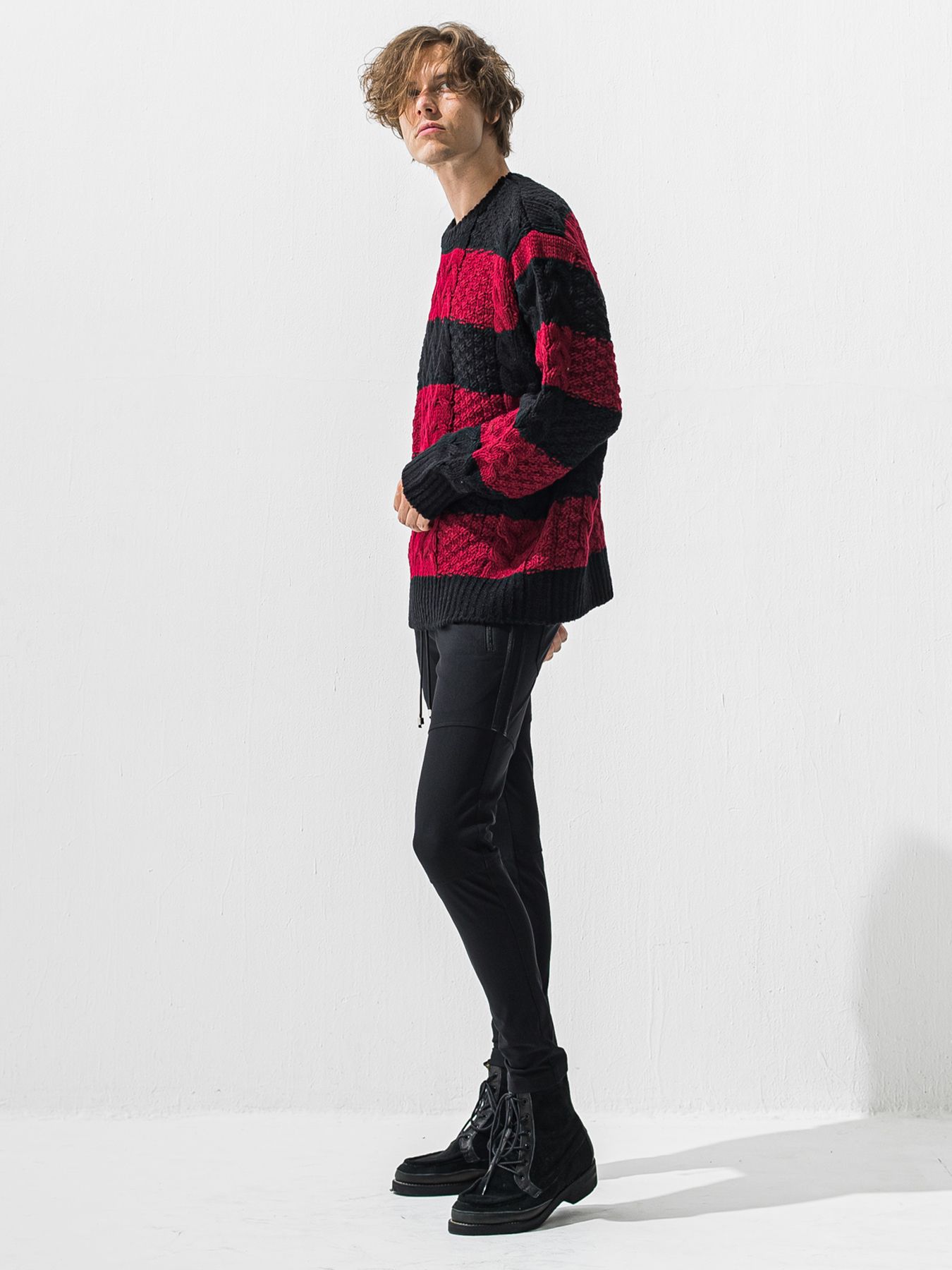 【予約品 9月6日(日) 締切】CABLE LAW SWEATER / ケーブル編みローゲージセーター / ブラック×レッド