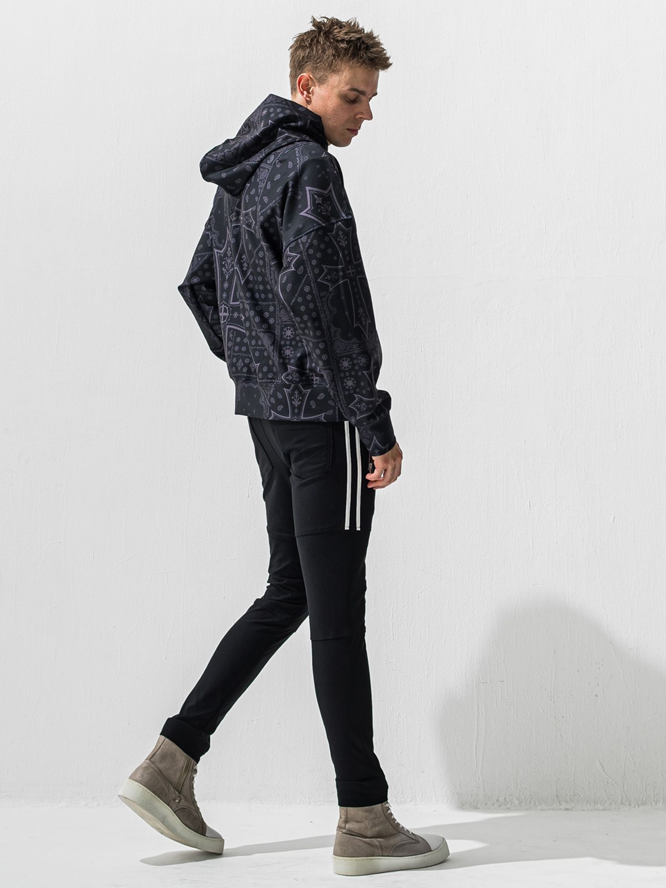 【予約品 9月6日(日) 締切】OVER HOODIE / トリコット オーバーパーカー / クロスブラック