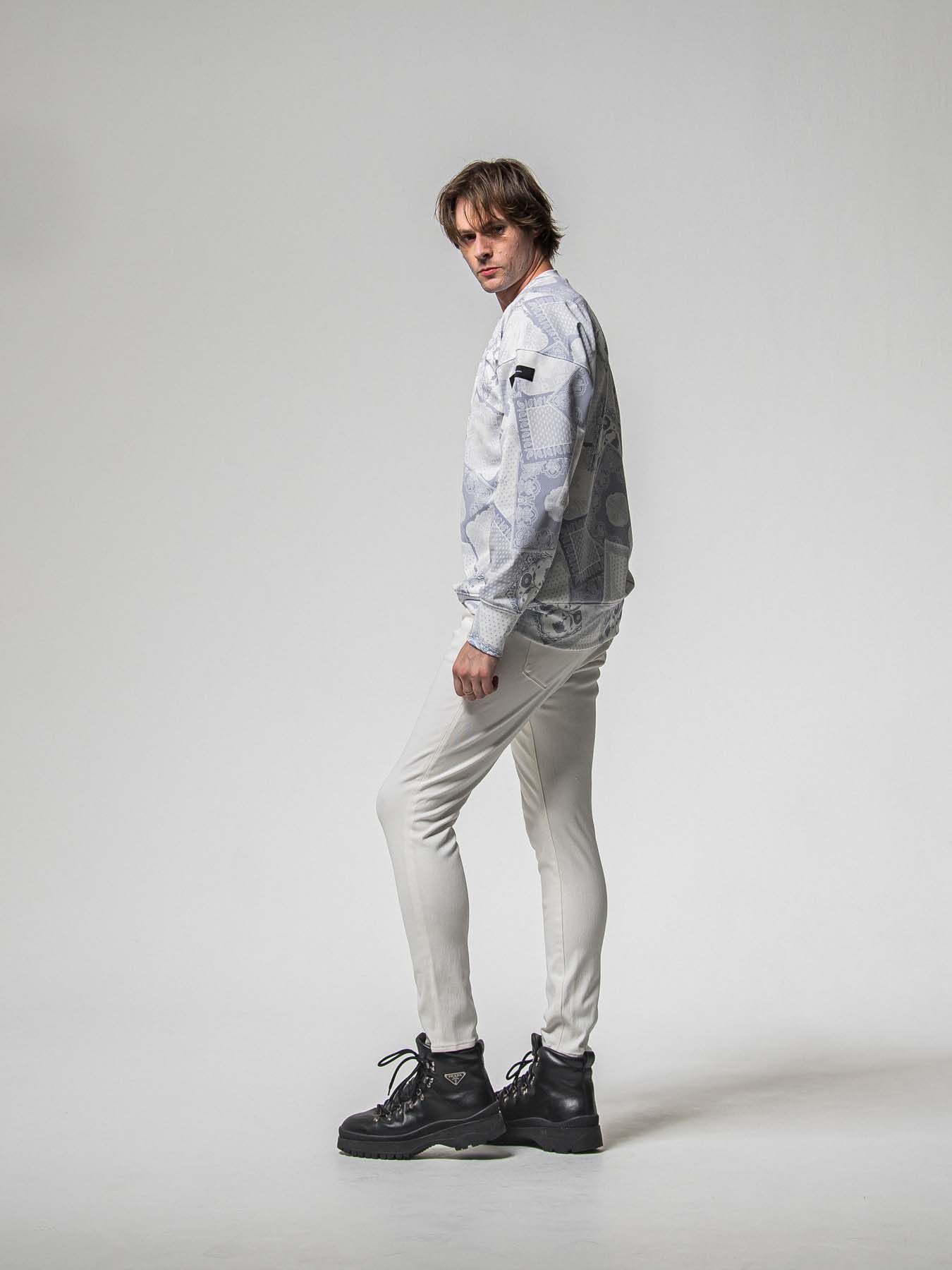 【予約品 8月31日(日) 締切】PAISLEY BACK FLEECE DROP TRAINER / ペイズリー バックフリース ドロップショルダートレーナー / グレー
