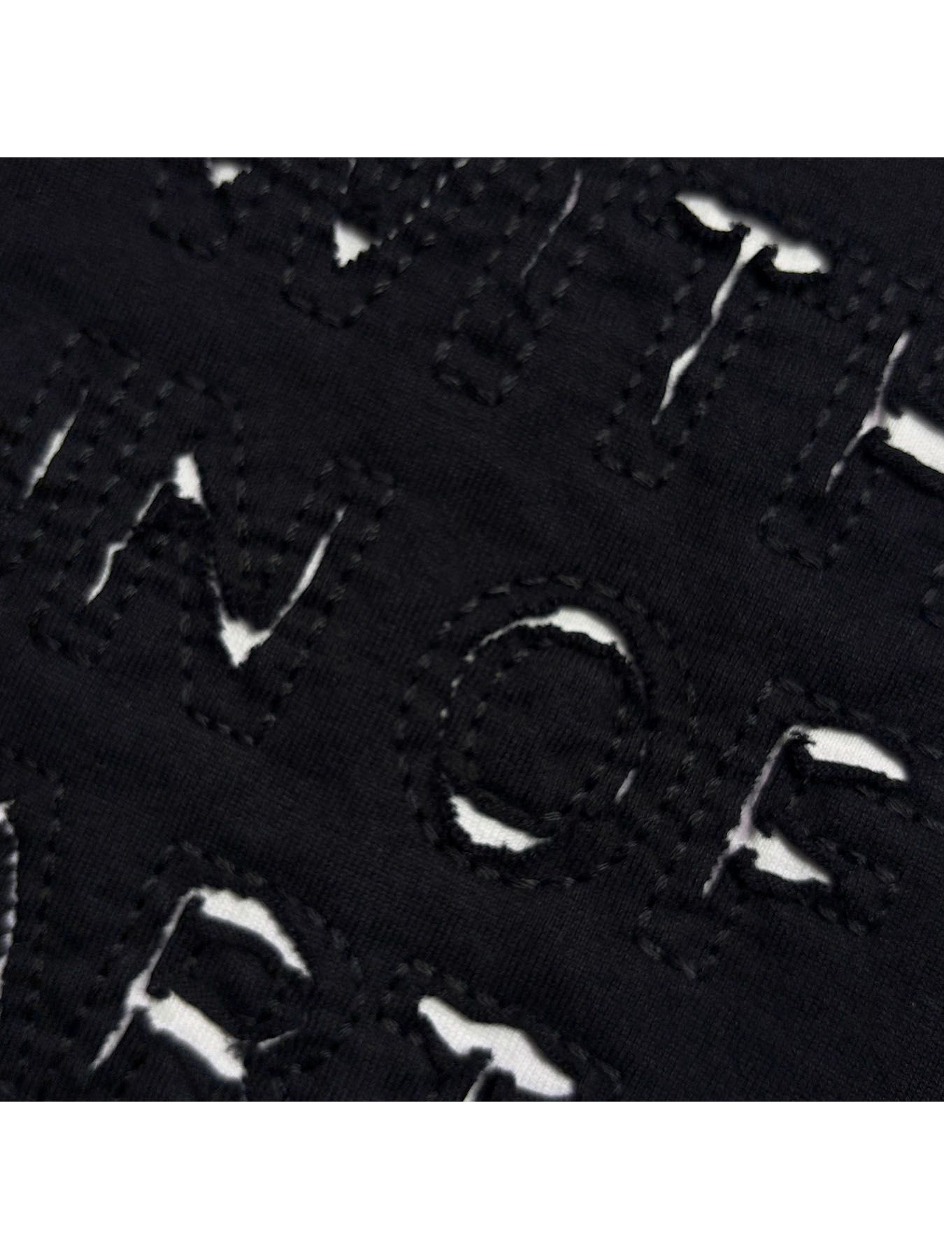 【予約品 3月9日(月) 18:00 締切】EMB CUT W FACE T / メッセージ刺繍 カット Wフェイス ロンT / ブラック×ホワイト