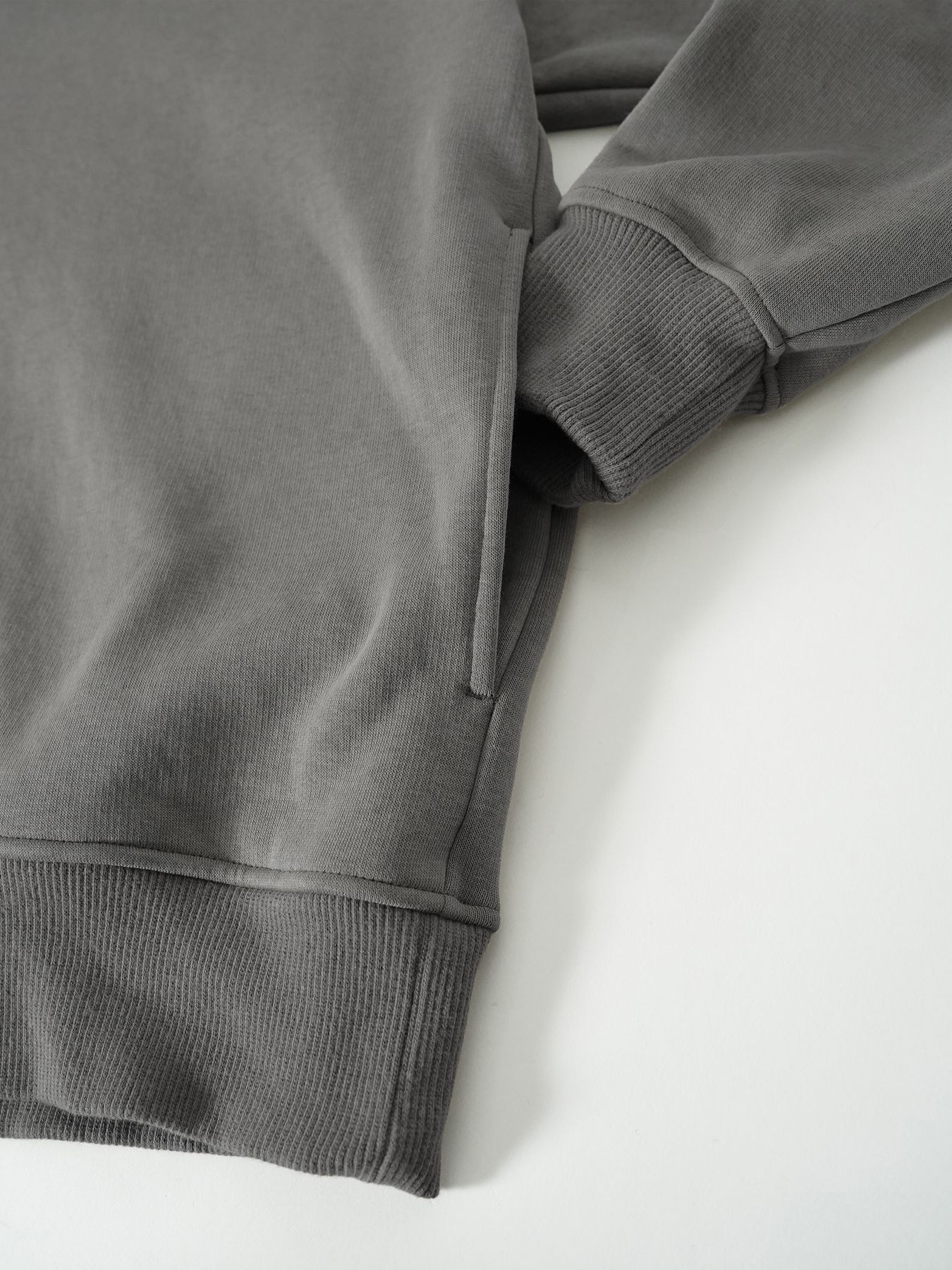 【予約品 5月27日(水) 締切】COWL-WOOLSWEATPARKA / スウェットパーカー / グレー