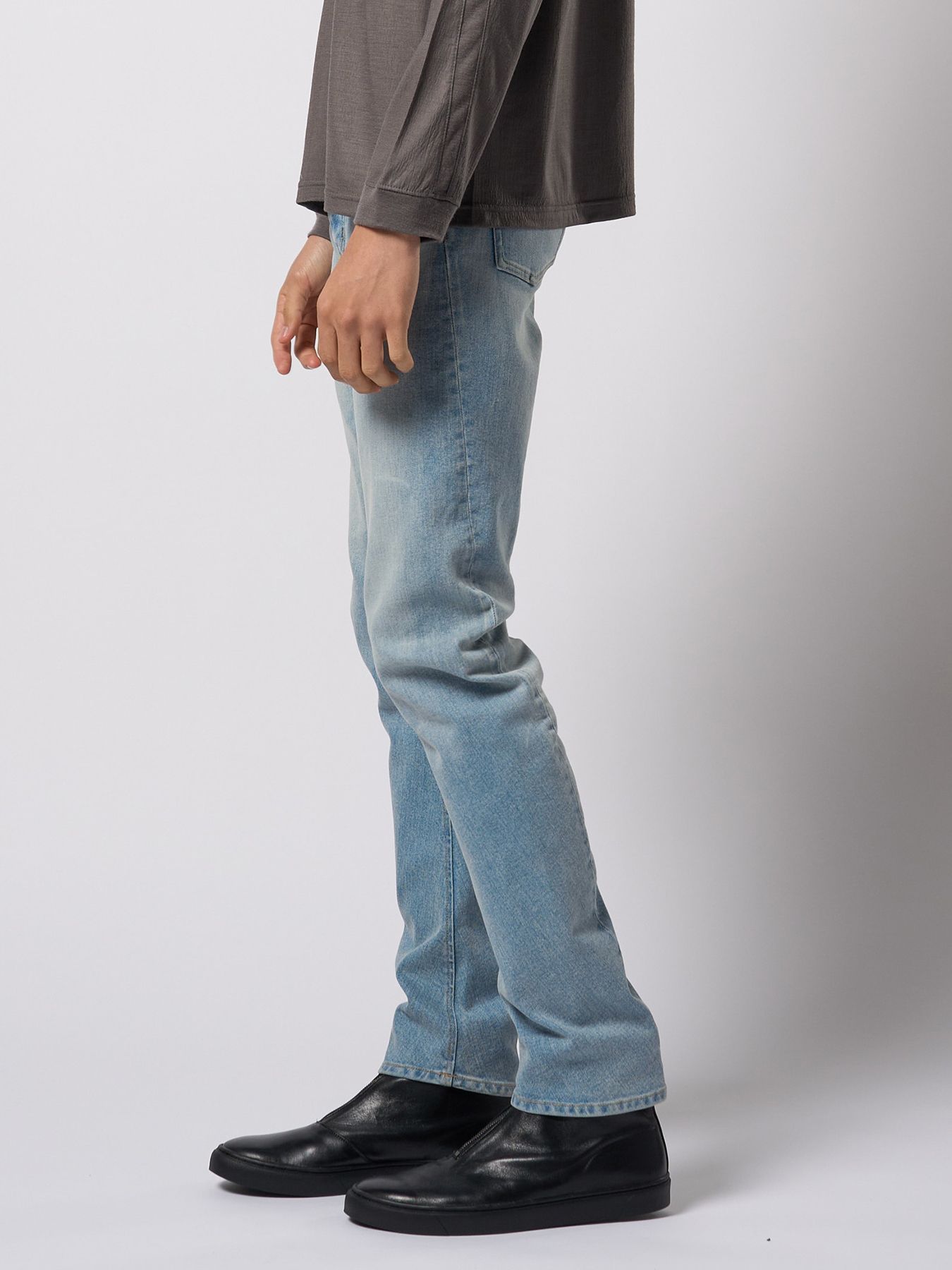 【予約品 9月23日(火) 締切】slim banana denim / スリムバナナデニム / アイスブルー