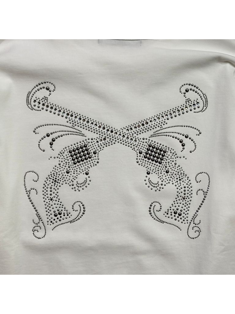 参考画像：メタルとスワロフスキークリスタルを使用したクロスガン