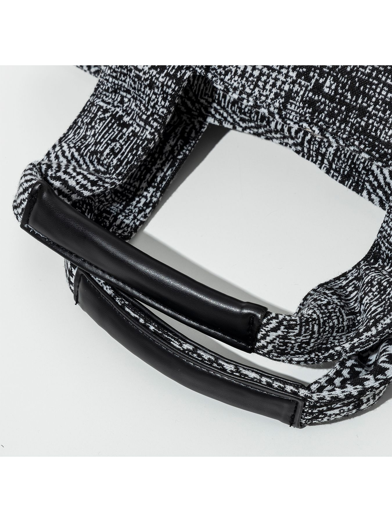 HOUNDSTOOTH LUNCH BAG / ブラック