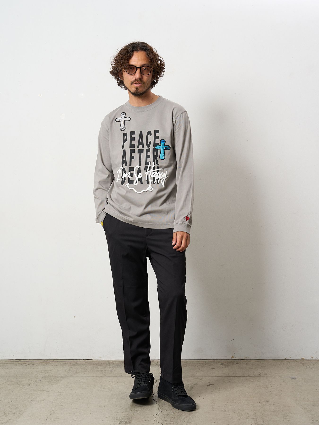 【予約品 5月8日(木) AM10時 締切】 5.6ozコットン天竺 PEACE AFTER DEATH&クロスパッチワーク LS Tシャツ / チャコールグレー