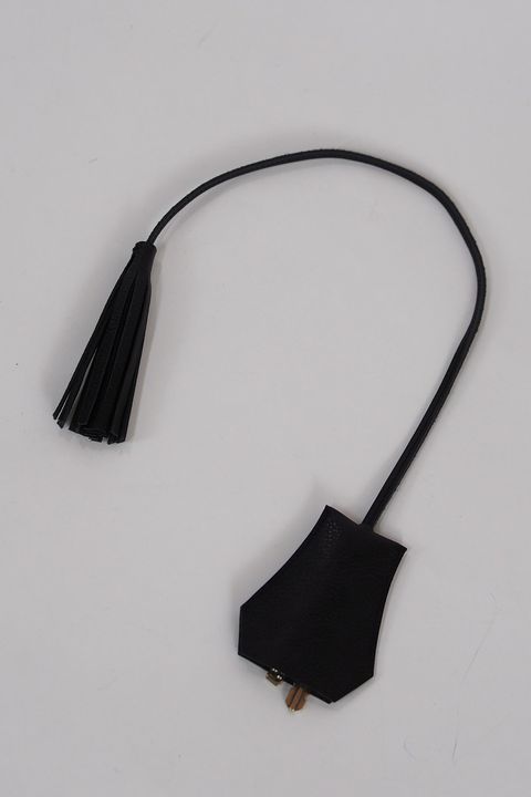 タッセルレザーキーホルダーTASSEL KEYHOLDER / ブラック