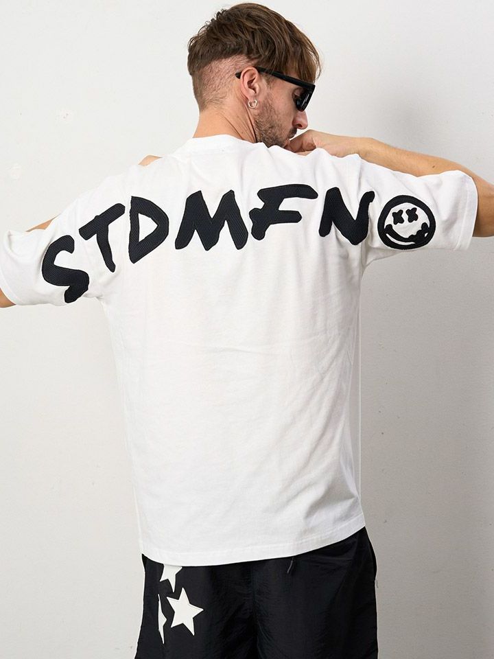 5.6ozコットン天竺 グラフィティカットワークパッチオーバーシルエット SS Tシャツ / ホワイト 【STUD MUFFIN(スタッドマフィン)】