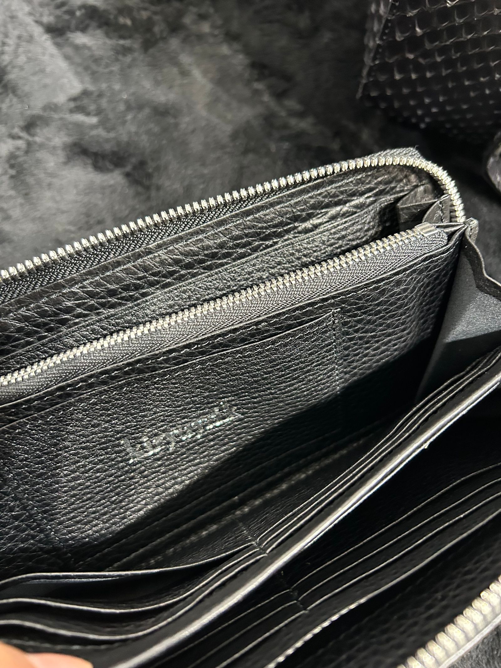 RoundZippSlitWallet / ラウンドジップウォレット / ブラックパイソン MADE IN JAPAN