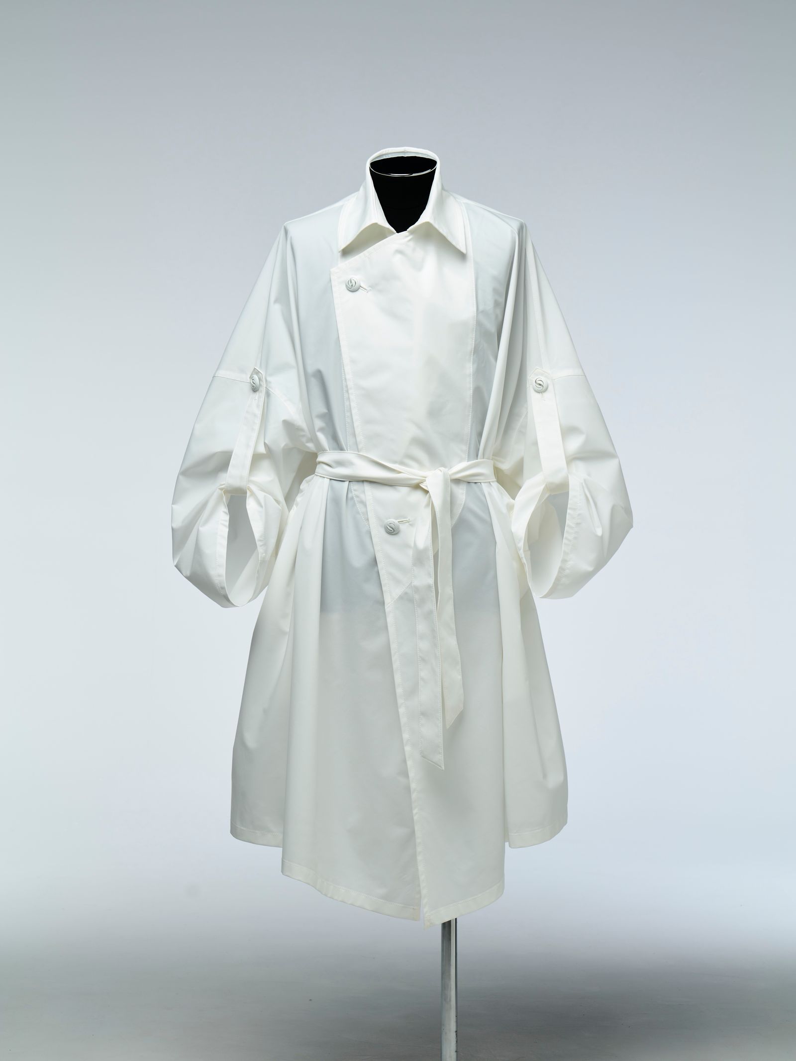 《予約品4月23日18時締め》 HAORI-TrenchCollar / カーディガン  / ホワイト 【THE ONENESS】 7月中入荷予定