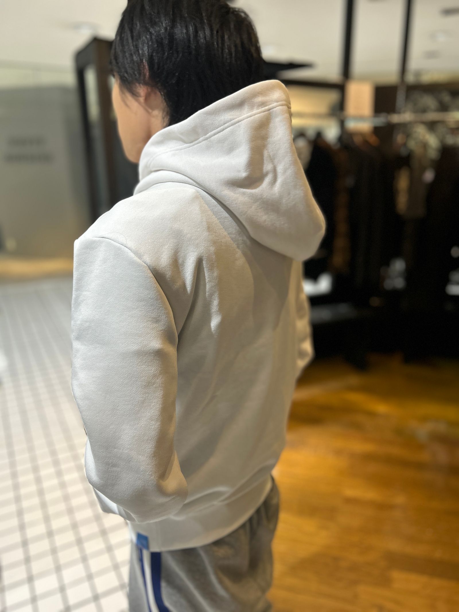 noahd Noam Hoodie ホワイト メゾンオノレ パリ