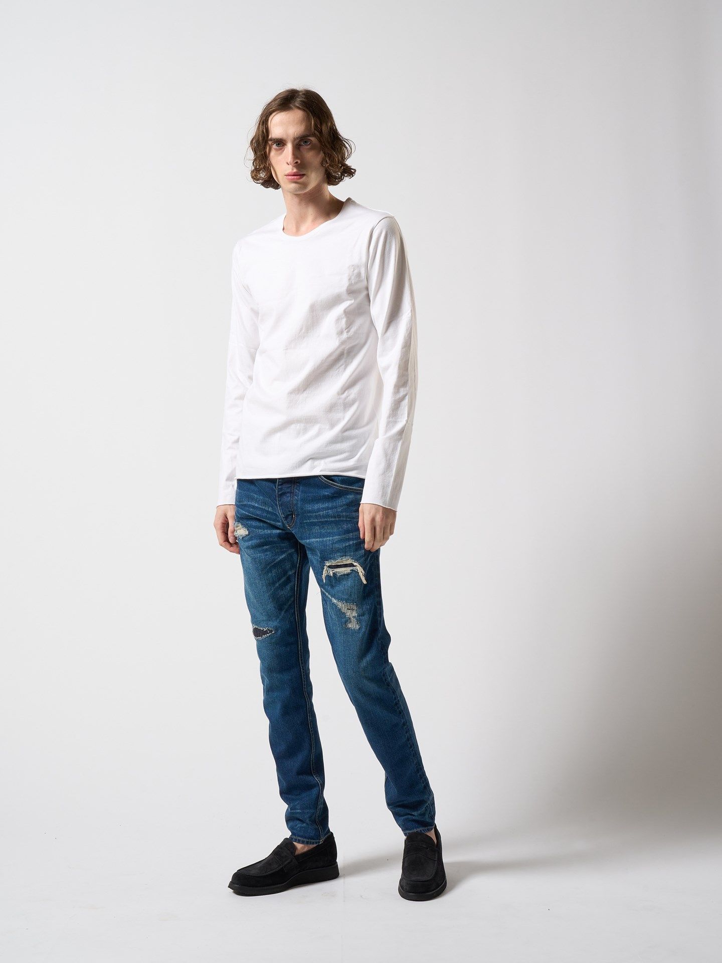 【予約品】 cut-off crew-neck L/S / クルーネックTシャツ / ホワイト