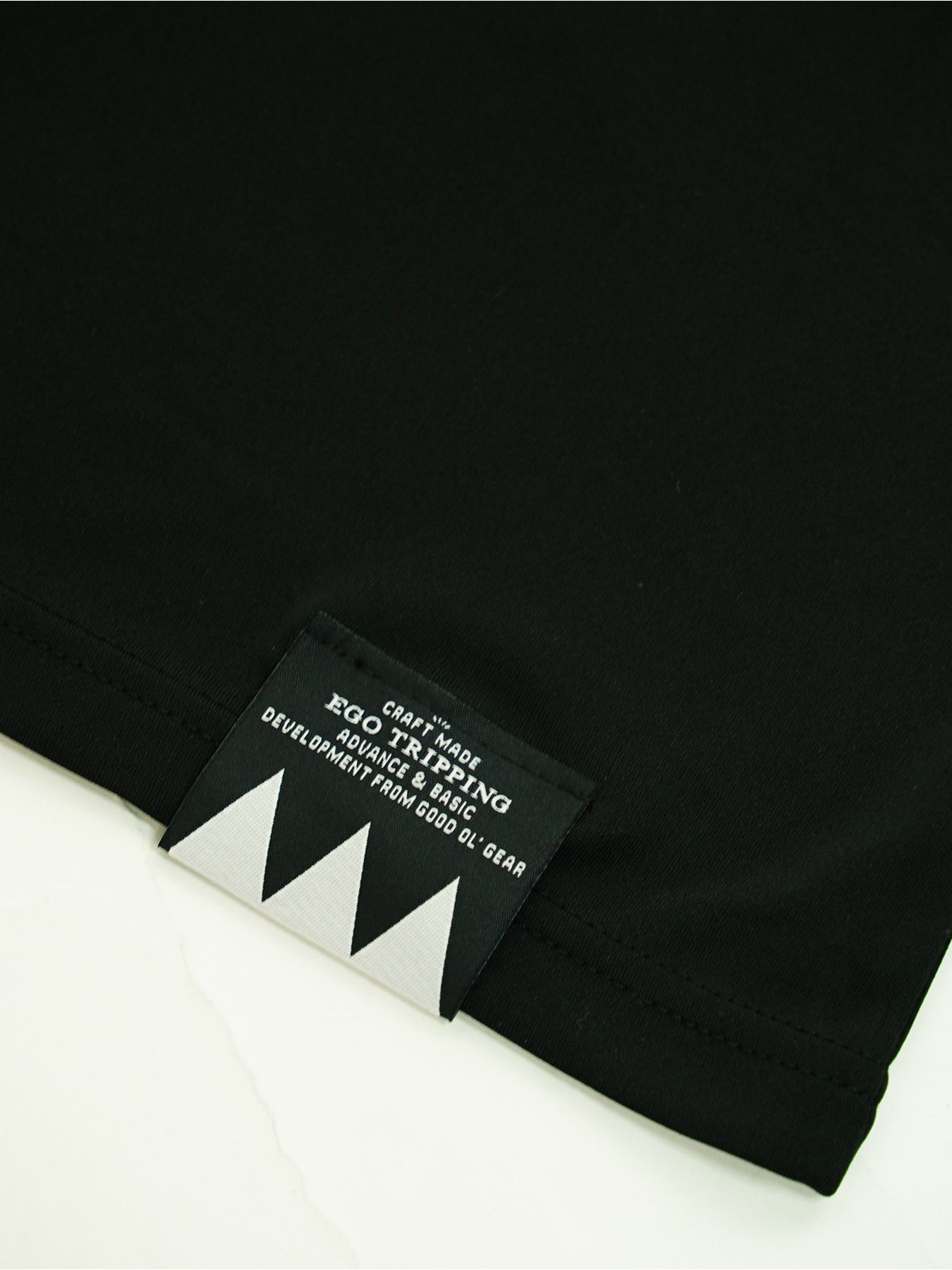 EGO TRIPPING TRAINING TEE / トレーニングウェア / ブラック×ホワイト