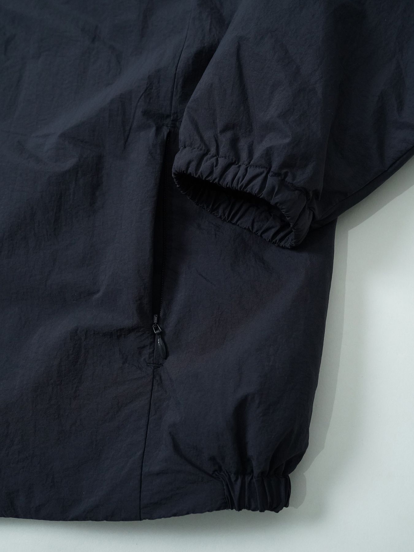【予約品 5月27日(水) 締切】VEIL-BLOUSON / スタンドブルゾン / ネイビー