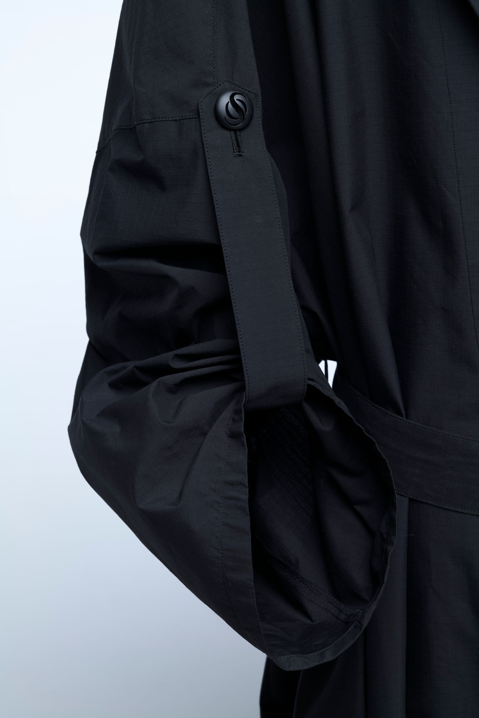 《予約品4月23日18時締め》 HAORI-Hoodie / 羽織  / ブラック 【THE ONENESS】 6月中入荷予定