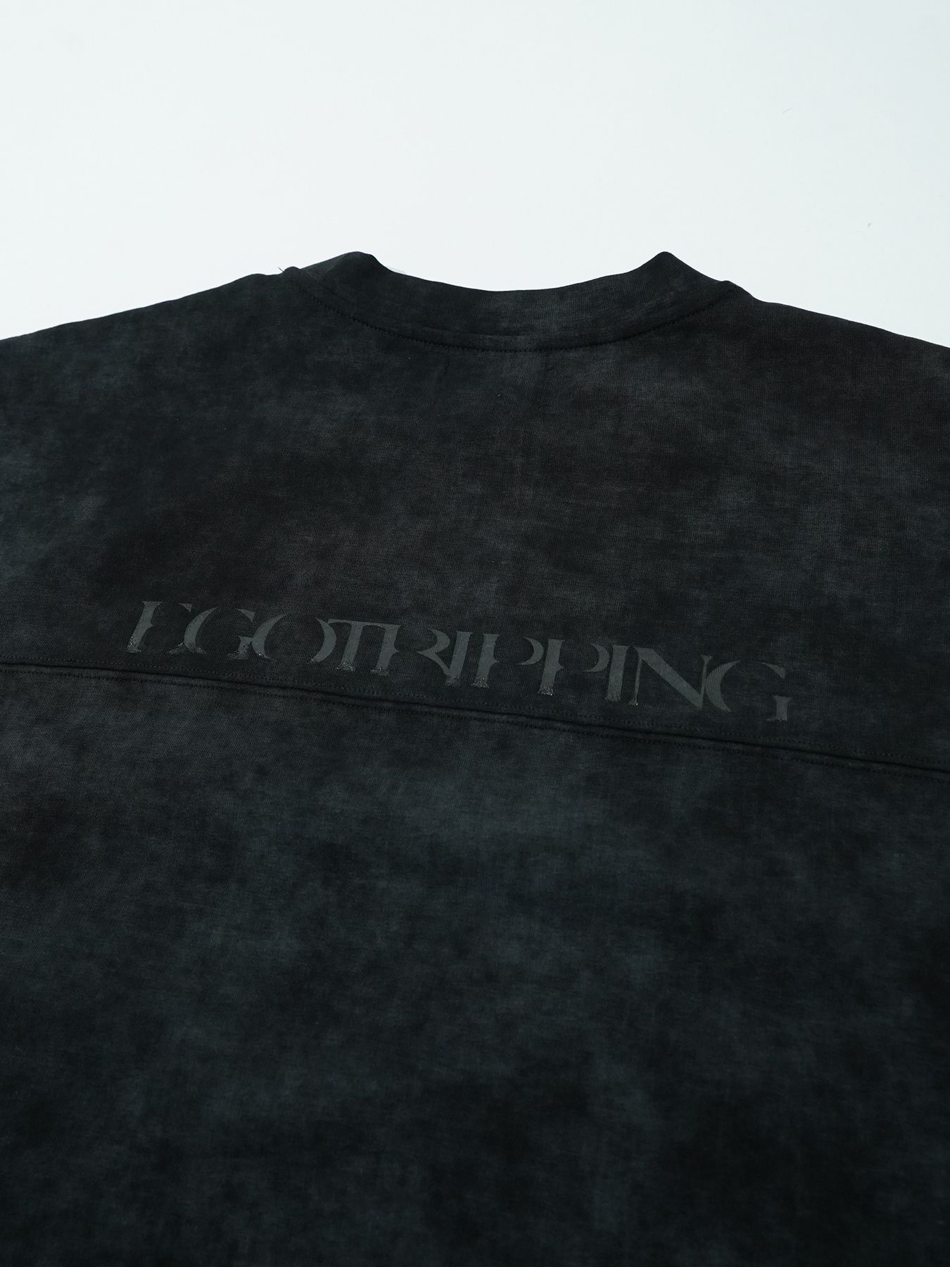 【予約品 2月1日(日) 締切】SWITCHCUT / ロゴプリント カットソー  / ブラック