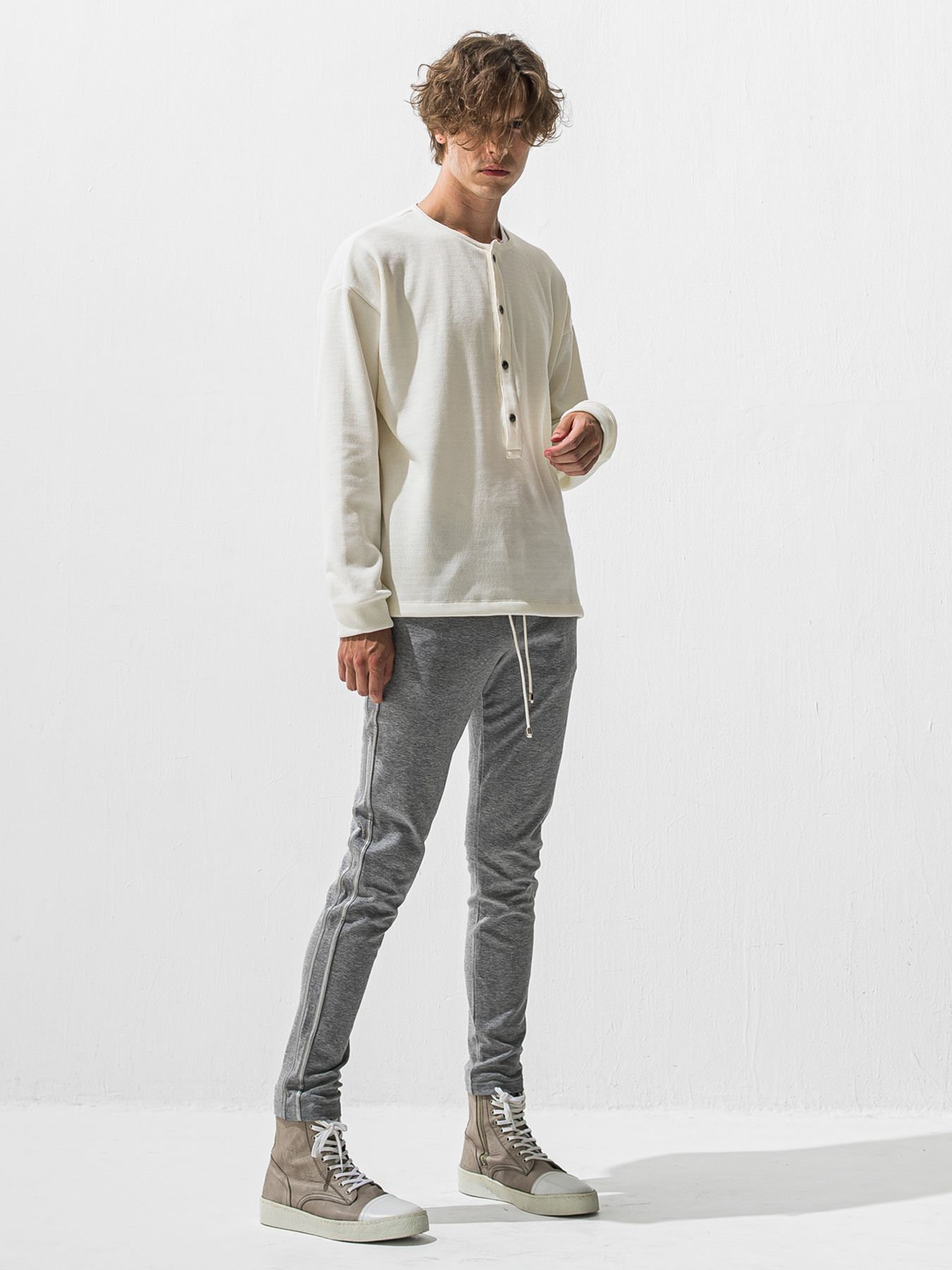 【予約品 9月6日(日) 締切】OVER HENRY VELOURS FLEECE THERMAL / 裏起毛 ハニカムサーマル オーバーサイズヘンリーネック / ホワイト