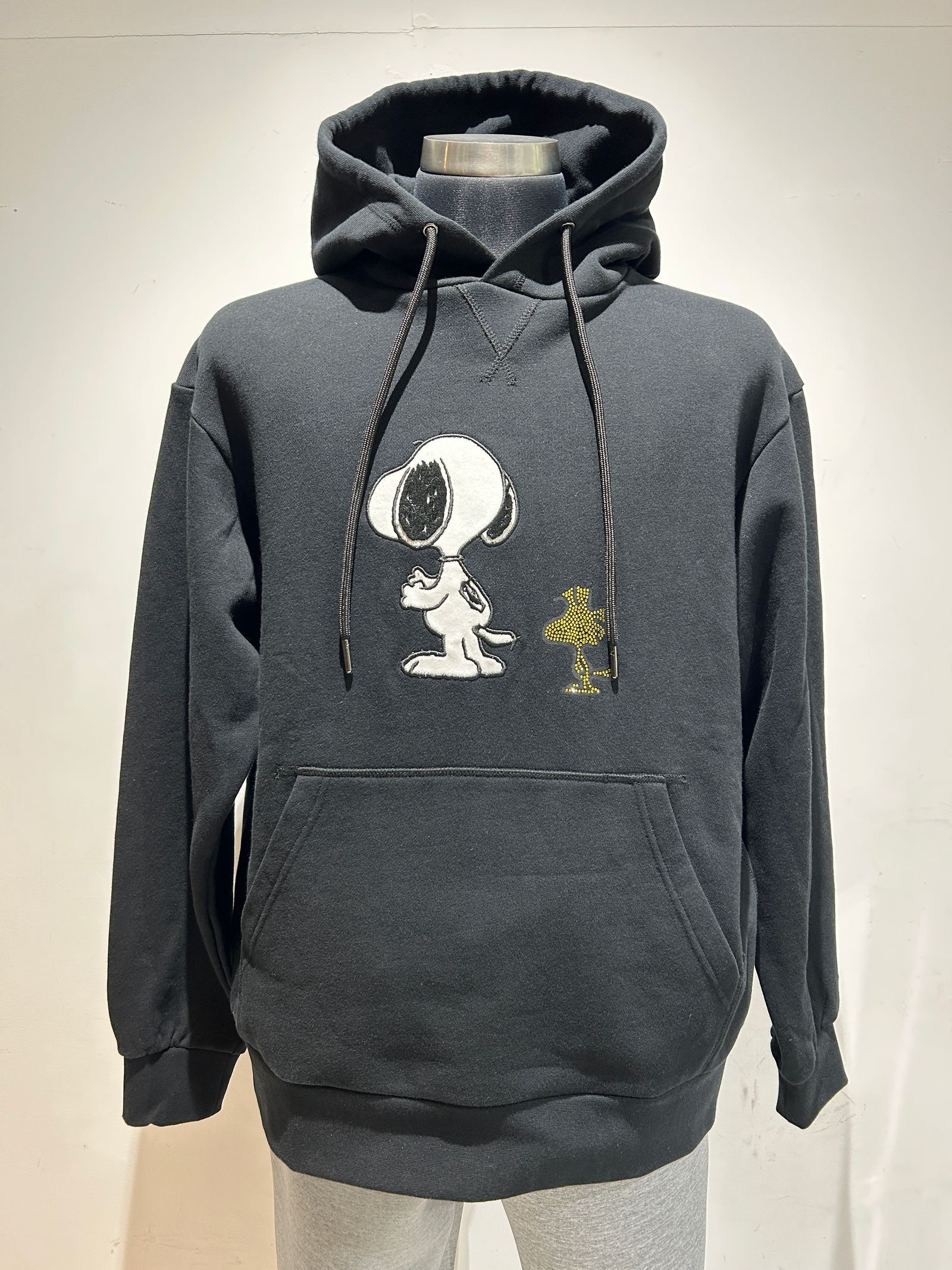 スヌーピーフーディープルオーバーコラボ BLACK 【PEANUTS ×1PIU1UGUALE3 RELAX】