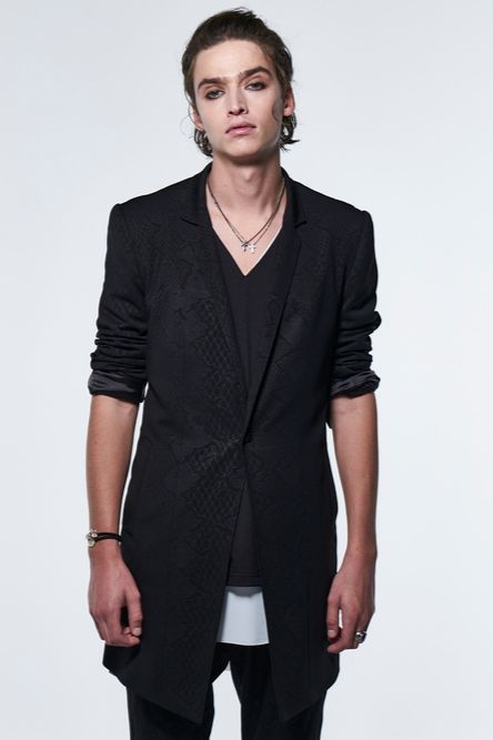 《予約品》 StandCollarLongJacket / パイソン柄エンボス加工ジャージ素材ブラック 【kiryuyrik】 2023年4月以降入荷予定