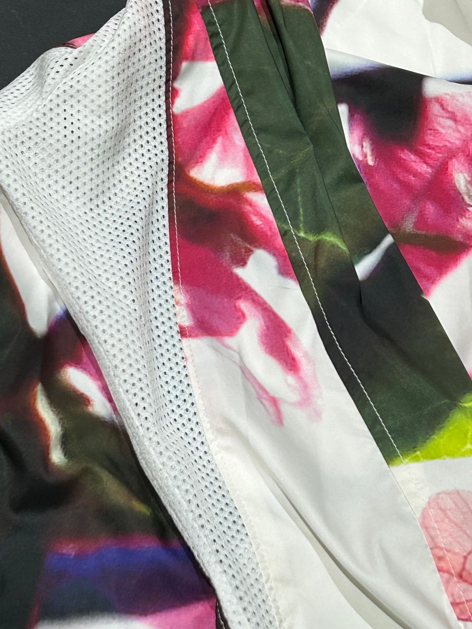 《予約品》 StandCollarFlareShirt / フレアシャツ / ブーゲンビリア 【THE ONENESS】