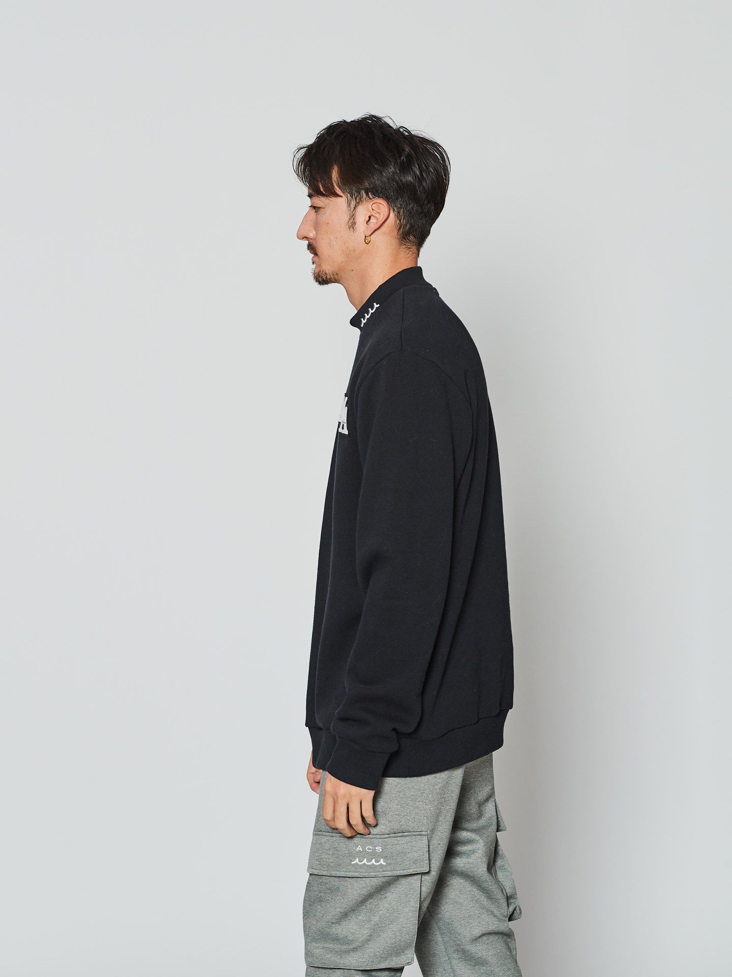 muta Mockneck Sweatshirt / スウェット / ブラック 【Acanthus×muta】