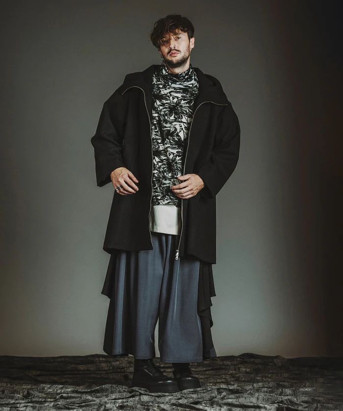 ボリュームネックギャザードレープPO BLACK【NO ID.】