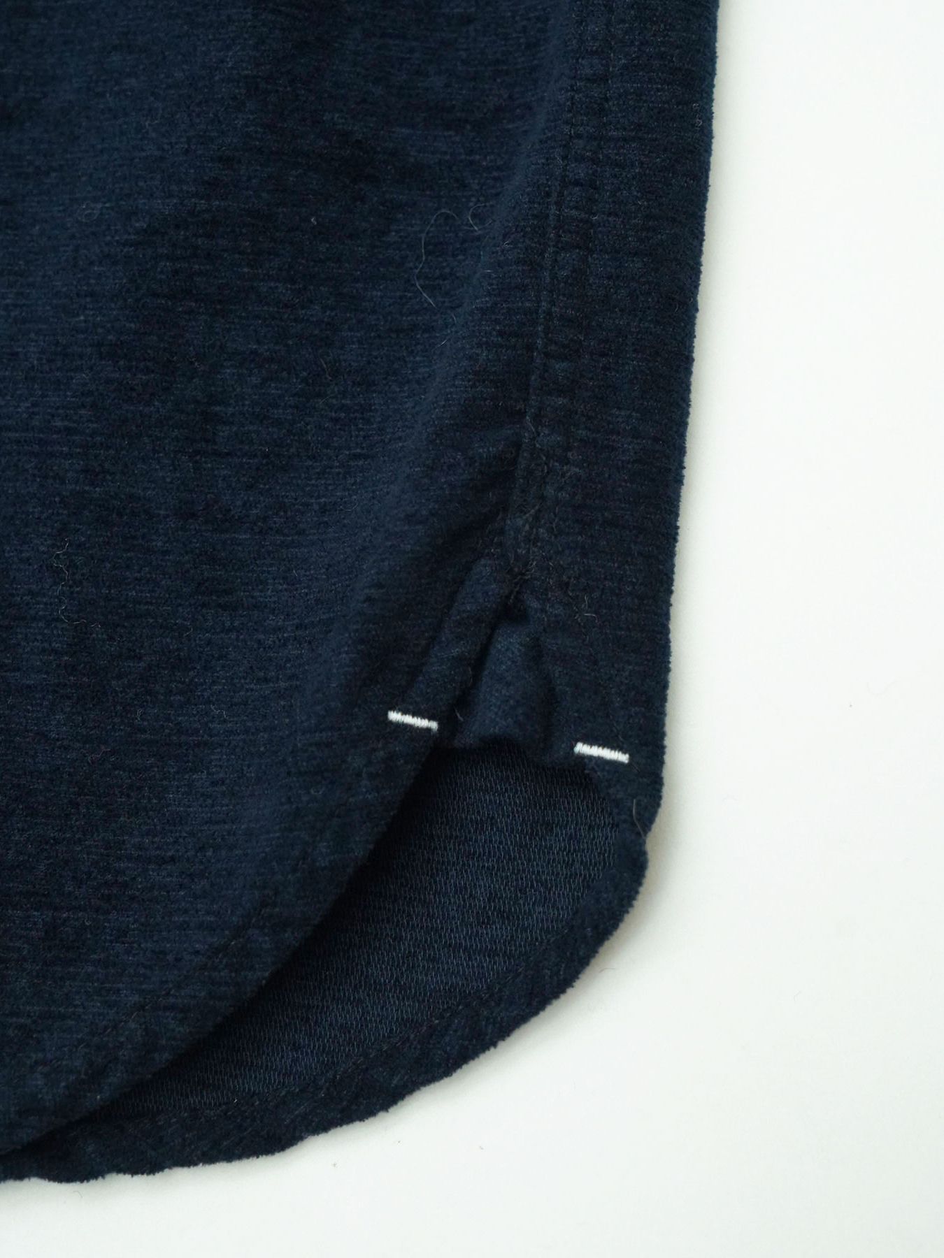 【予約品 】MOULOFFICER / シャツ / ネイビー