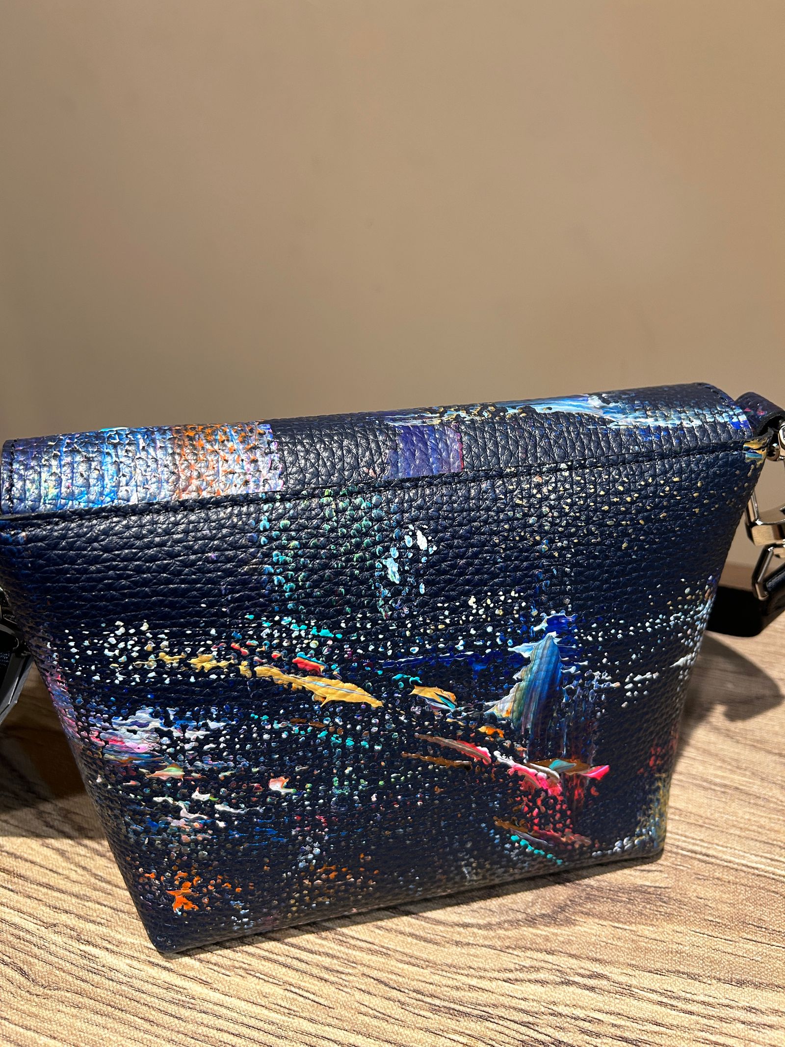 TNA040M ショルダーバッグ Mサイズ 限定1点物