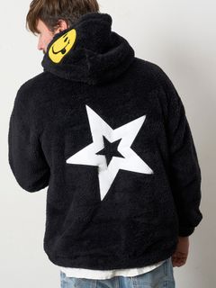 【予約品 5月8日(木) AM10時 締切】 コーラルフリースボア マルチパッチワークプルパーカー / ブラック