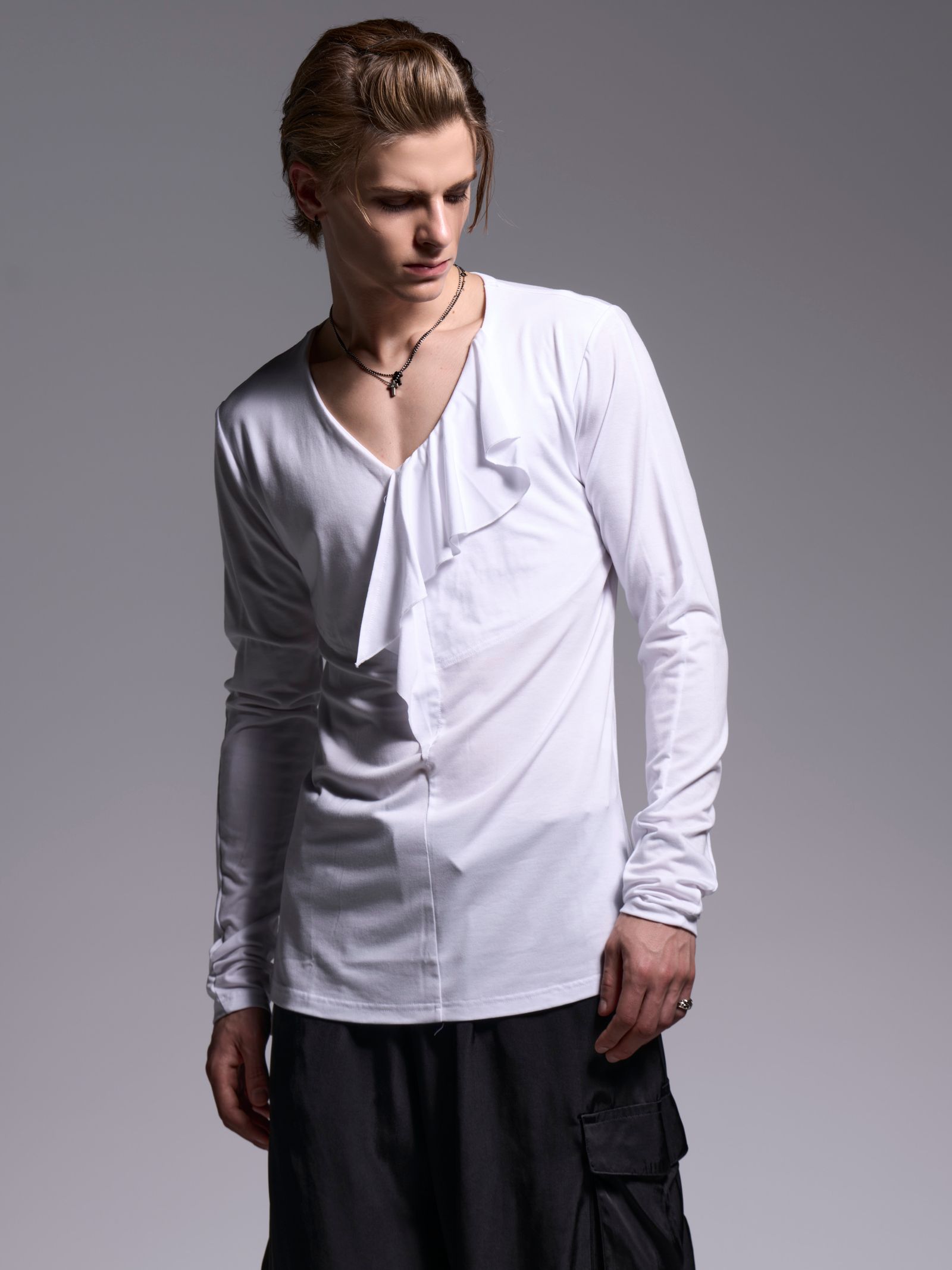 【予約品 1月4日(日) 締切】W-Frill-V-Neck-T / ダブルフリルTシャツ / ホワイト