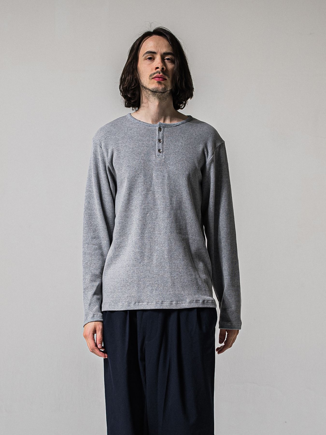 【予約品 11月16日(日) 締切】WAFFLE HENRY / ワッフルサーマル ヘンリーネック / グレー