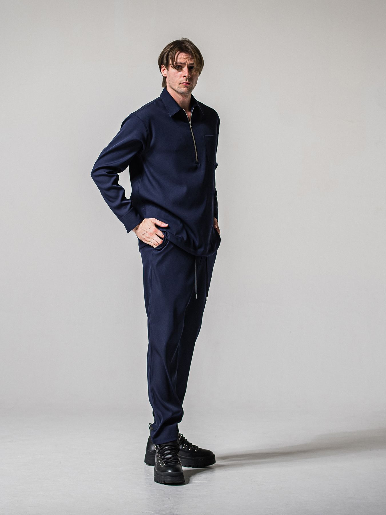 【予約品 11月16日(日) 締切】PULL OVER SATIN SHIRT / ジッププルオーバー サテンシャツ / ネイビー