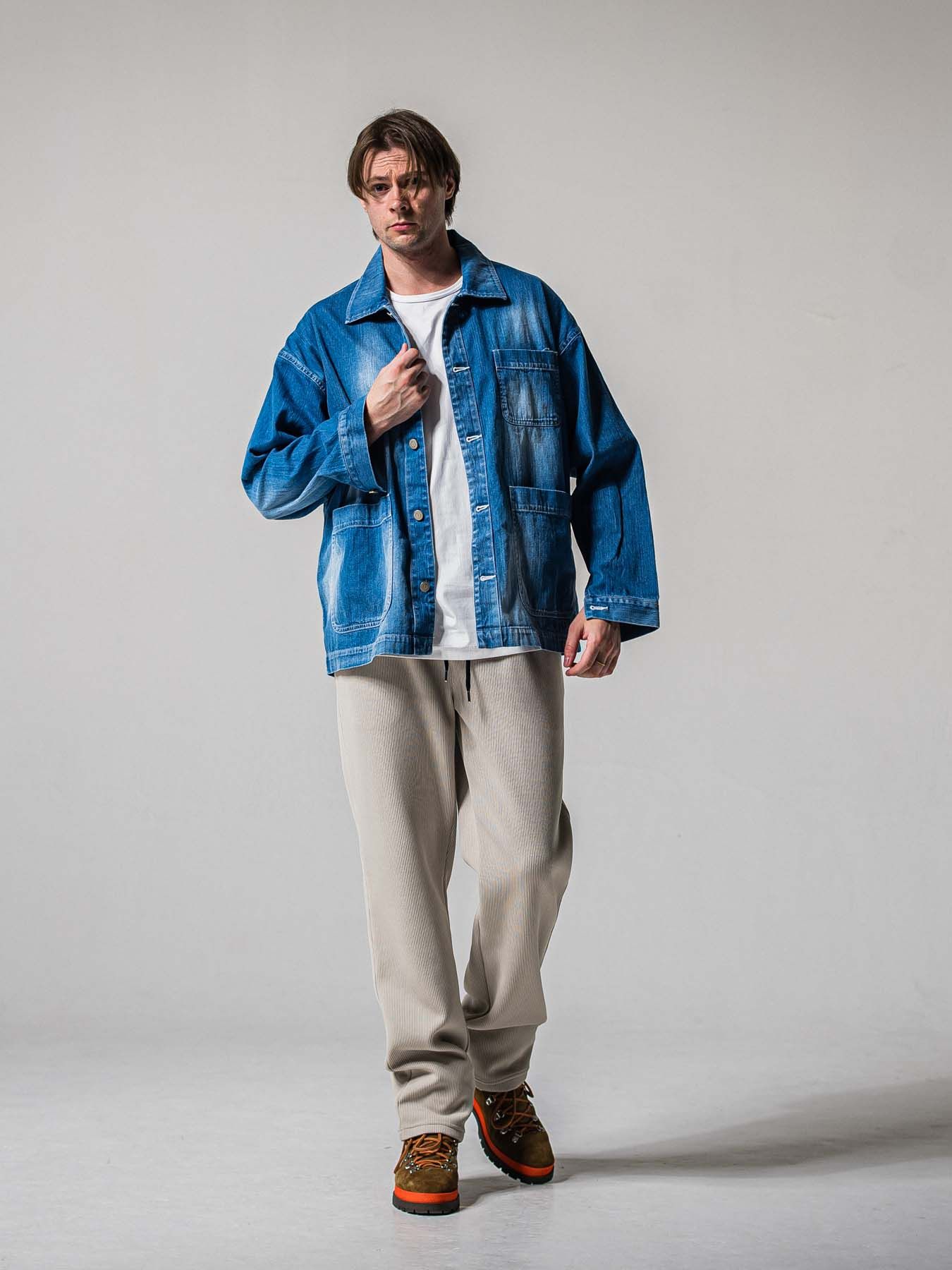 【予約品 11月16日(日) 締切】AZE  WIDE TUCK PANTS / 畔編みニット セミワイドシルエット ワンタック イージーパンツ / グレージュ