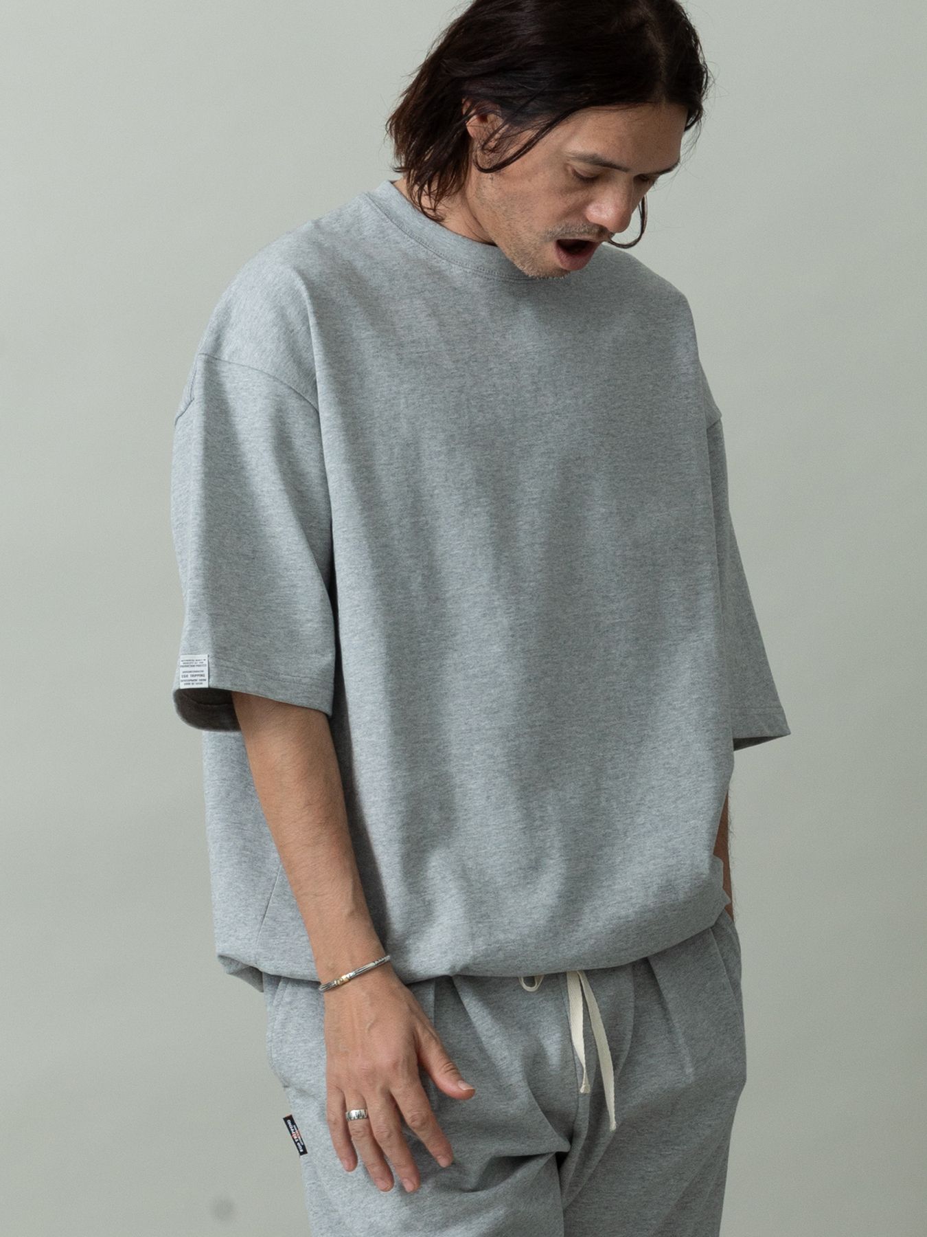 【予約品 2月1日(日) 締切】HEAVYJERSEY / ロゴ刺繍 Tシャツ / 杢グレー