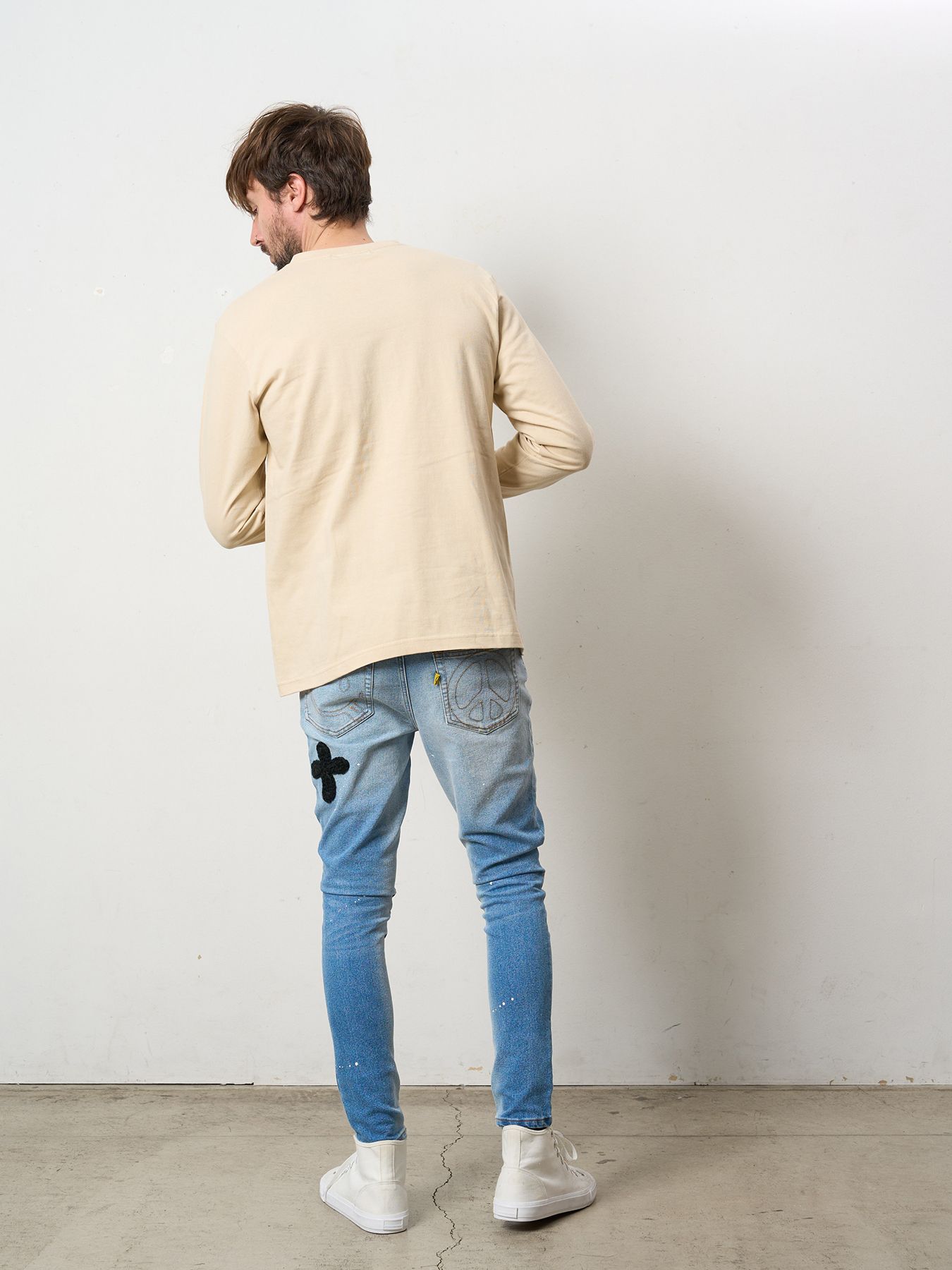 【予約品 5月8日(木) AM10時 締切】 5.6ozコットン天竺 ボックスロゴ発泡プリントLS Tシャツ / ベージュ