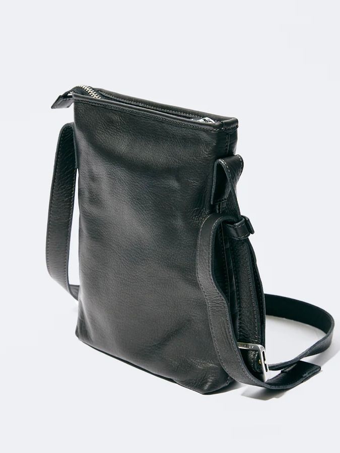 縦型ミニショルダー（牛革/日本製） 【aniary】