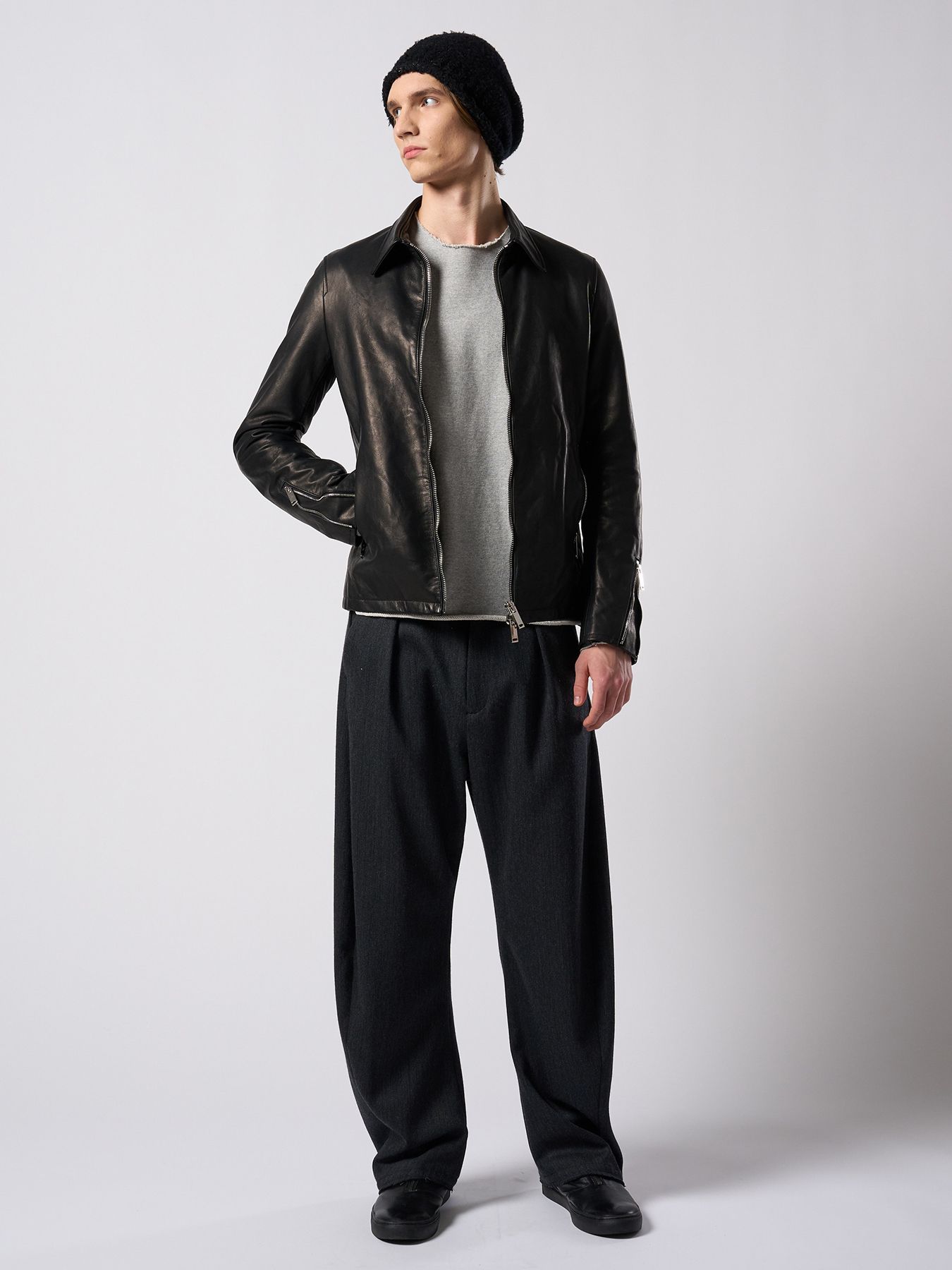 【予約品 4月19日(日) 18時締切】venetian stripe wide banana slacks / ヴェネツィアン ストライプ ワイドバナナスラックス / チャコール